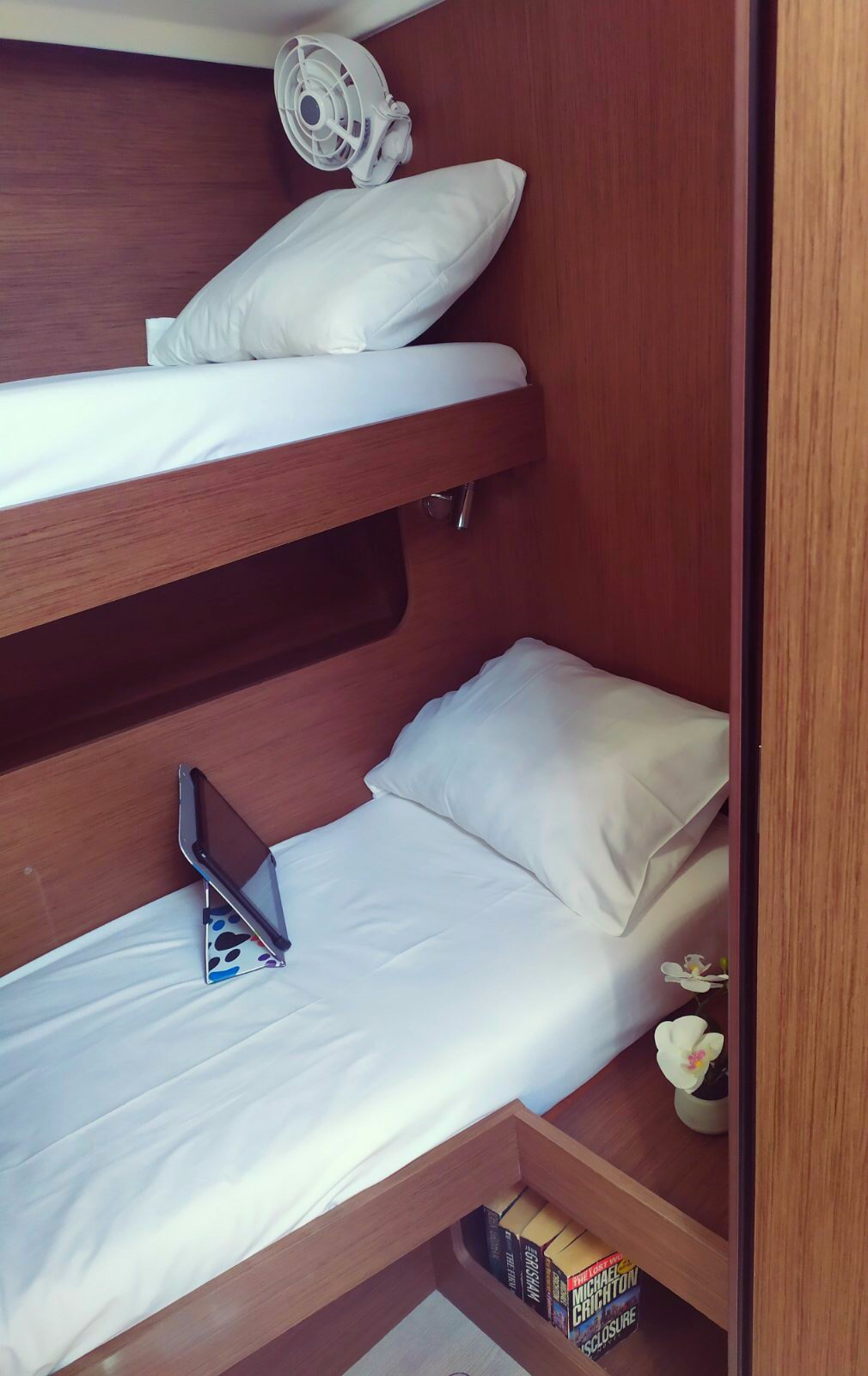Oceanis 51.1 — photo 9