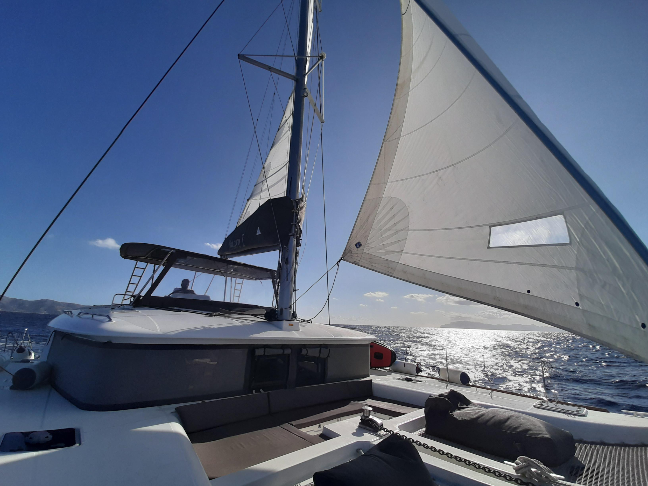 Lagoon 450F — photo 3