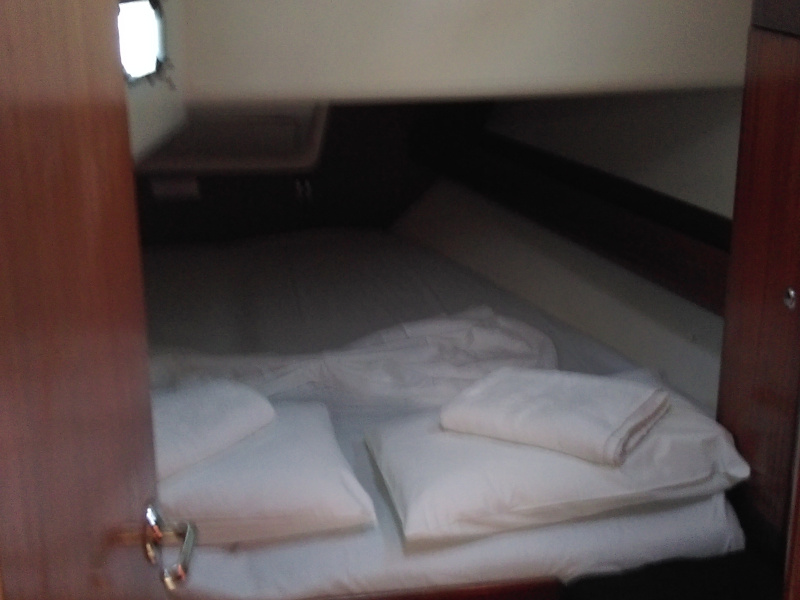 Bavaria 44 — photo 6