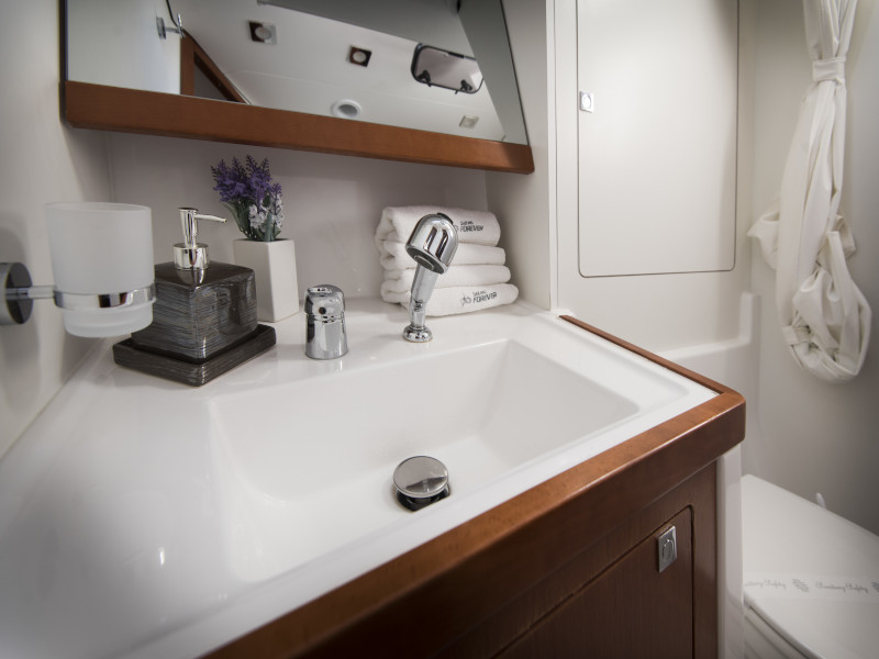 Beneteau Oceanis 48 — photo 5