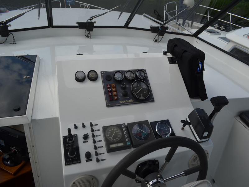 Vri-Jon Contessa 1370 — photo 10
