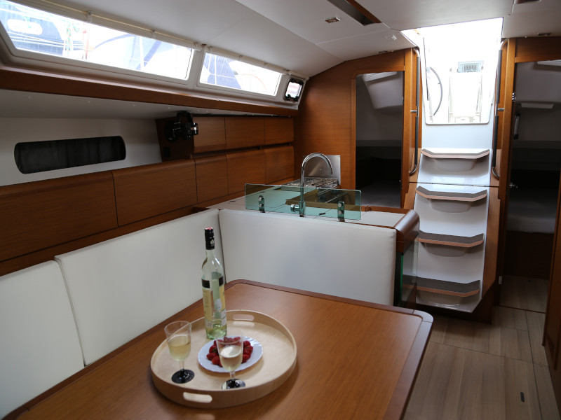 Sun Odyssey 419 — photo 14