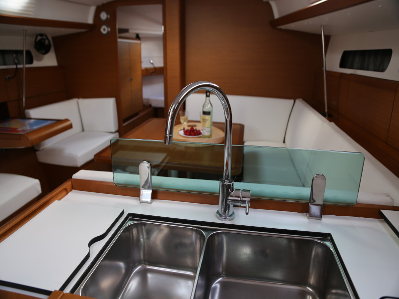 Sun Odyssey 419 — photo 10