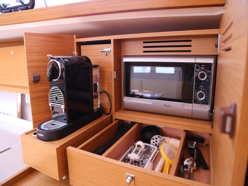 Dufour 460 Grand Large 4 cabin — photo 13