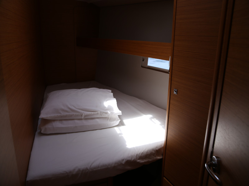Dufour 460 Grand Large 4 cabin — photo 28