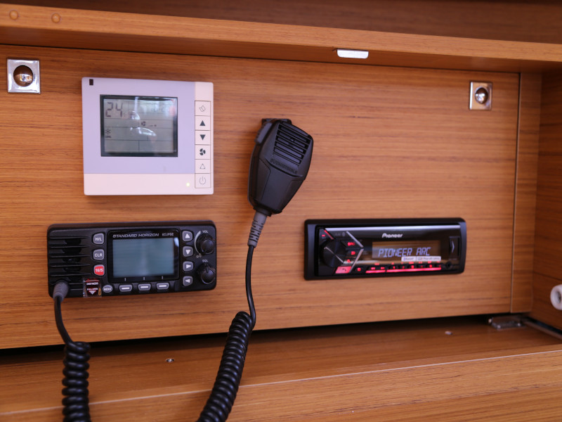 Dufour 460 Grand Large 4 cabin — photo 10