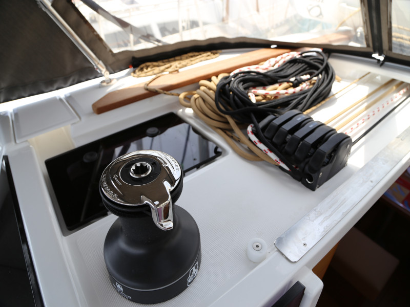 Dufour 460 Grand Large 4 cabin — photo 39