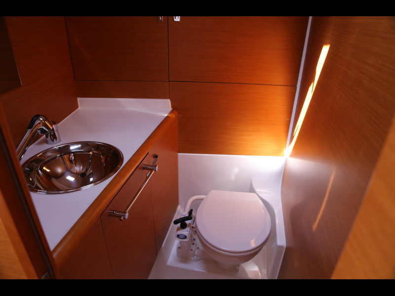 Sun Odyssey 419 — photo 12