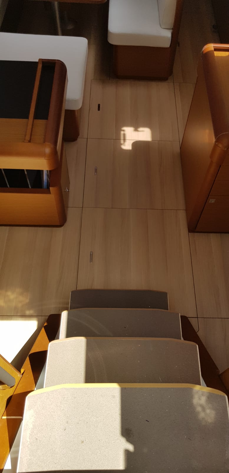 Sun Odyssey 519 — photo 23
