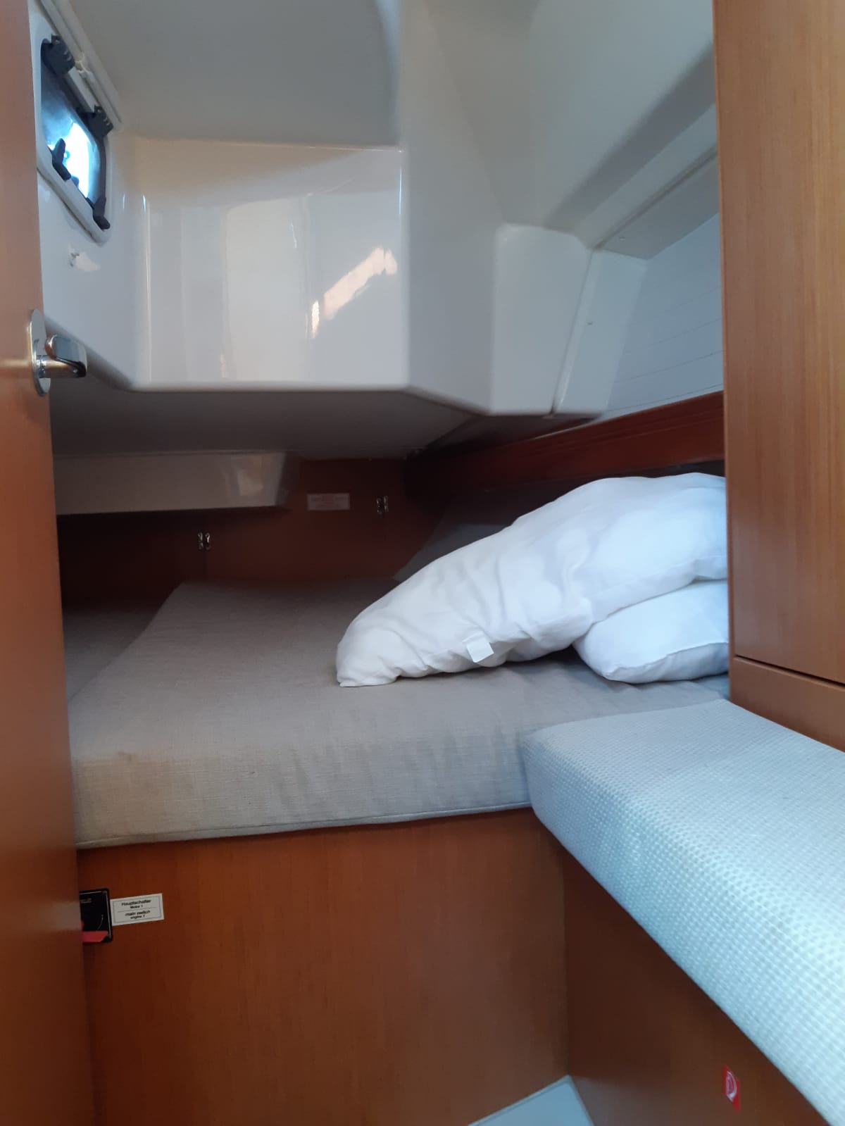 Bavaria Cruiser 34 — photo 8