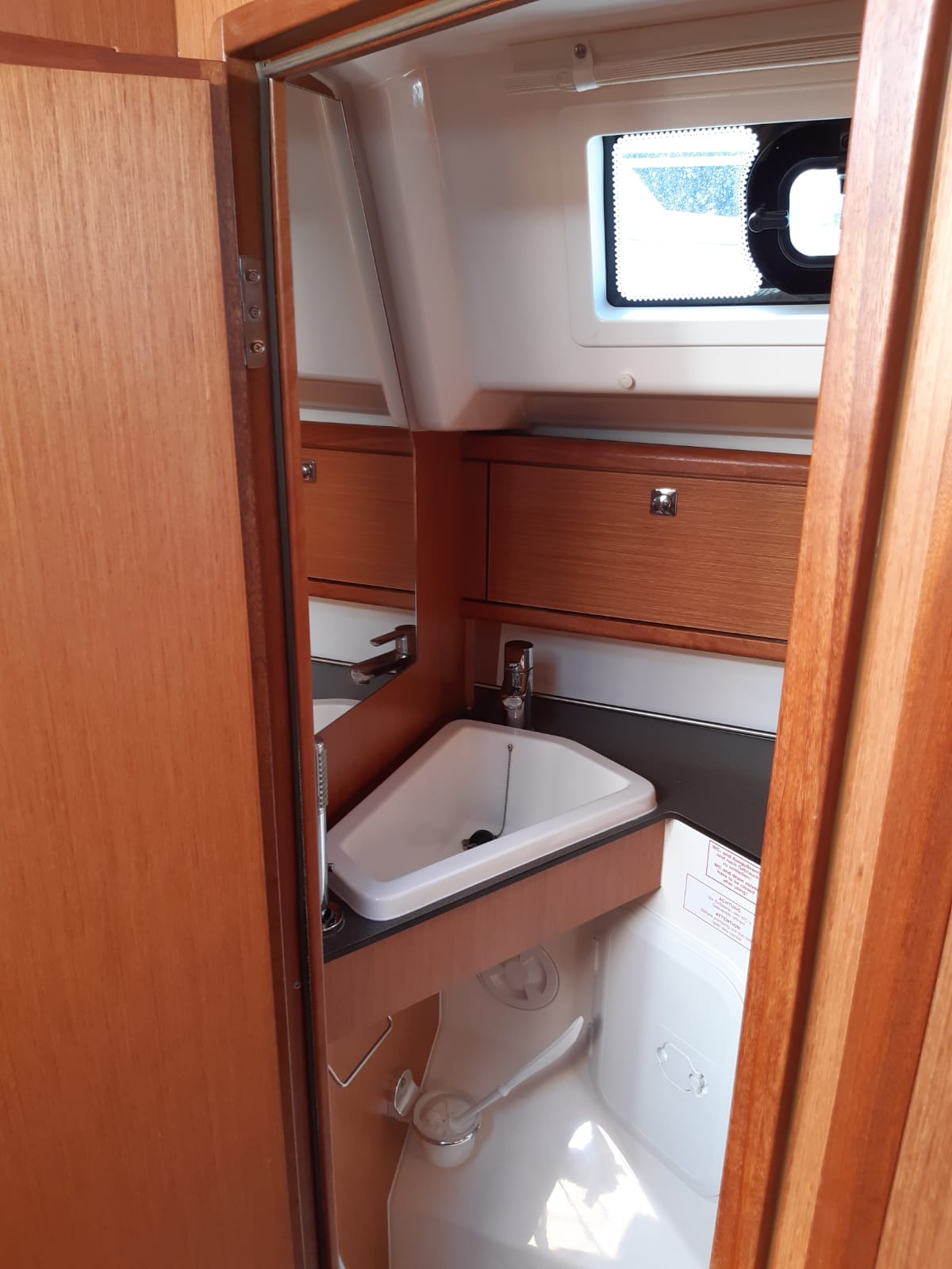 Bavaria Cruiser 34 — photo 12