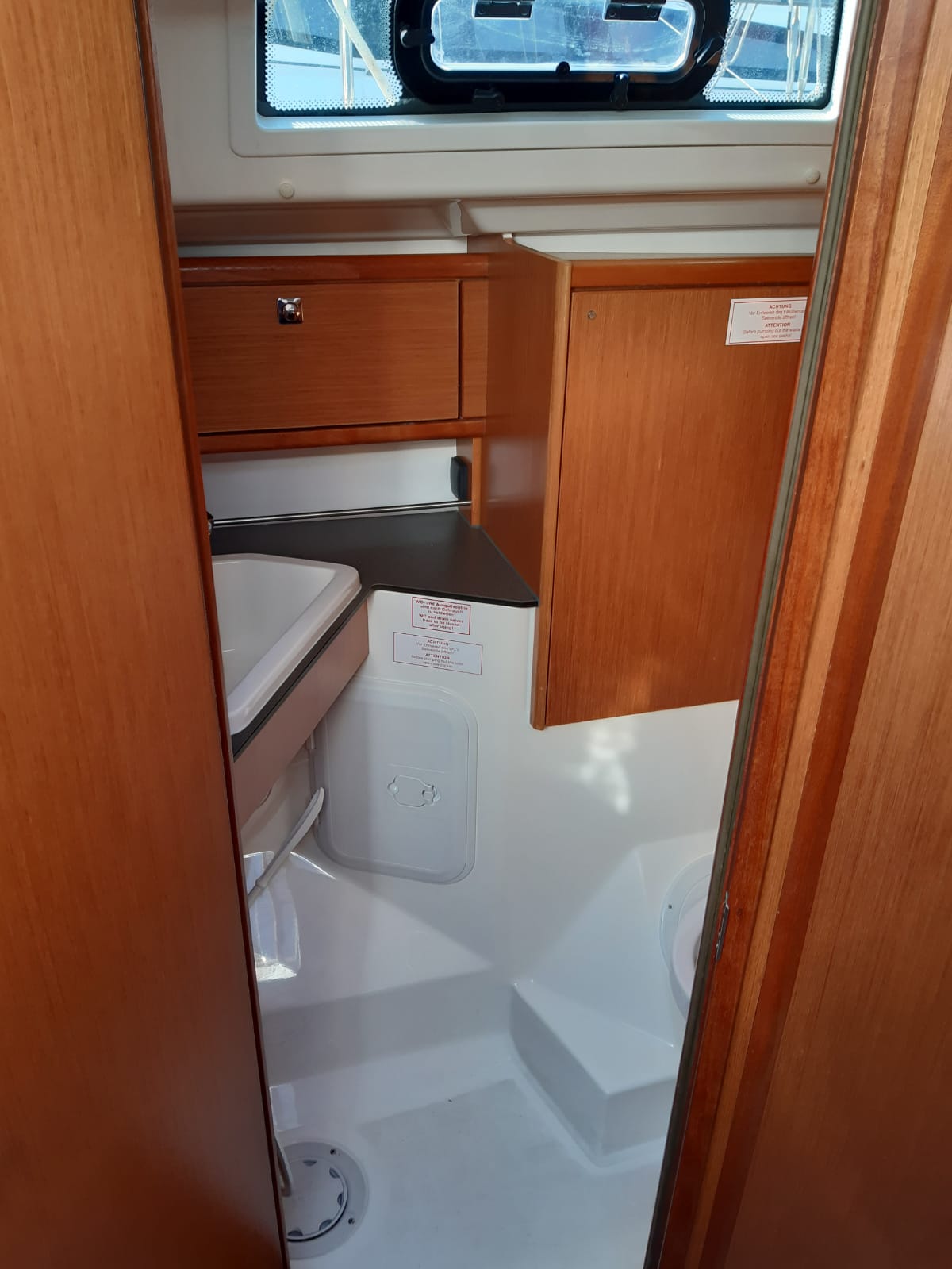 Bavaria Cruiser 34 — photo 11