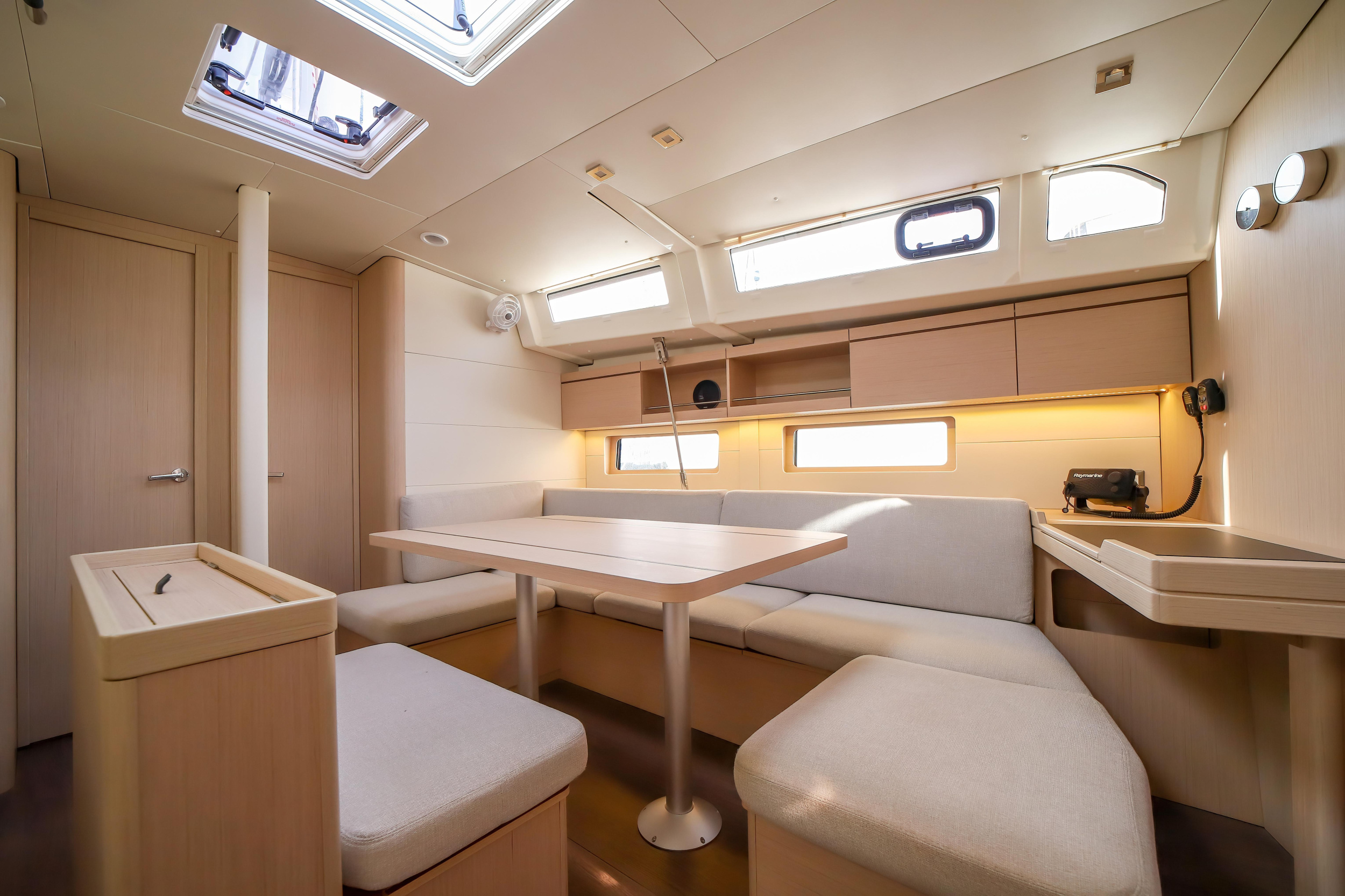 Oceanis 46.1 — photo 16