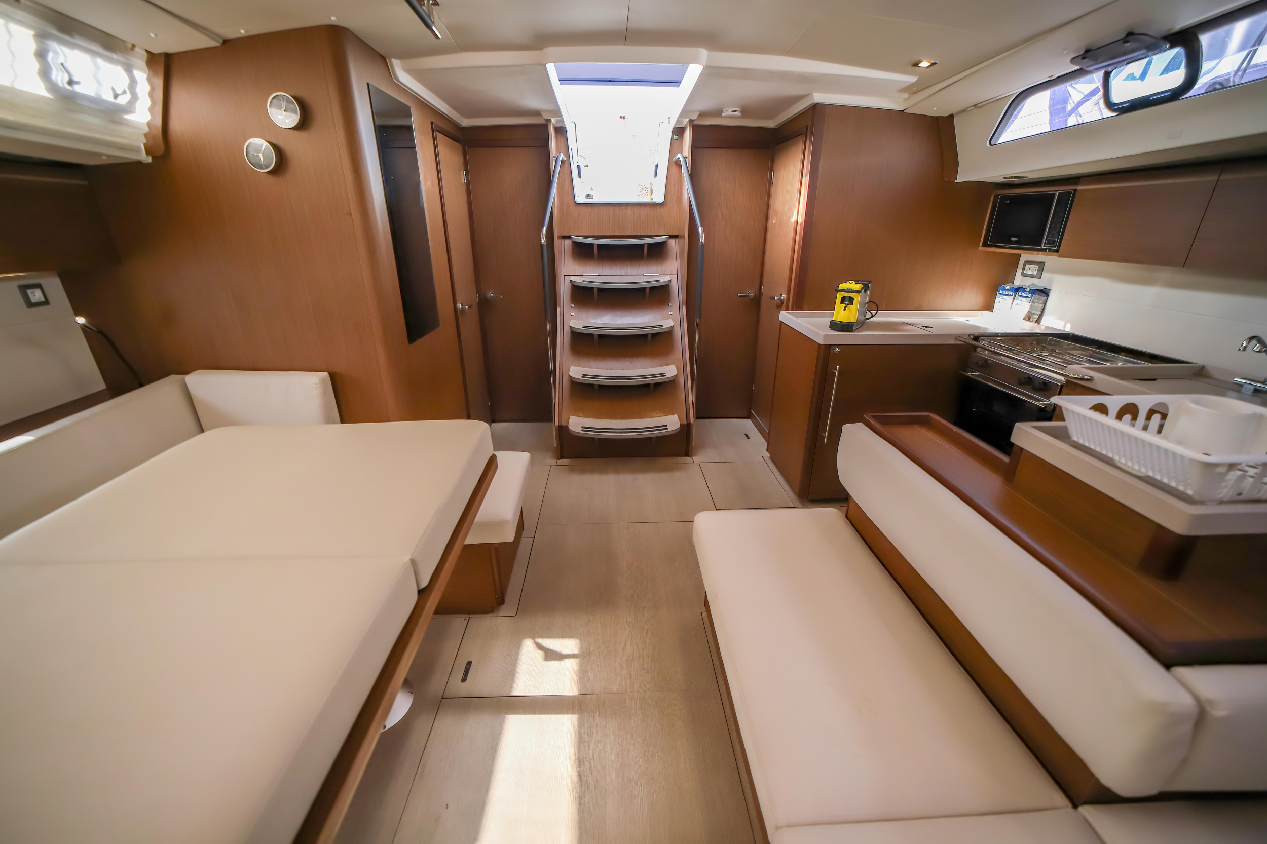Oceanis 51.1 — photo 18