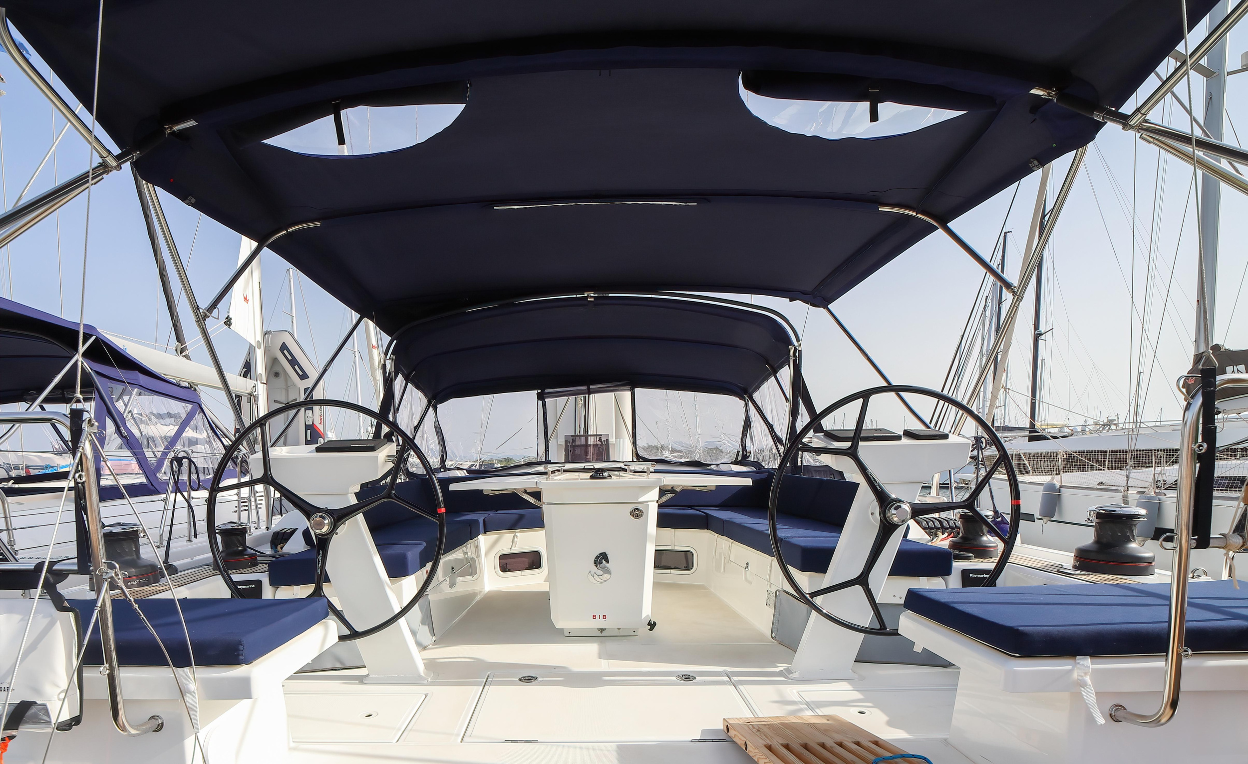 Oceanis 51.1 — photo 11