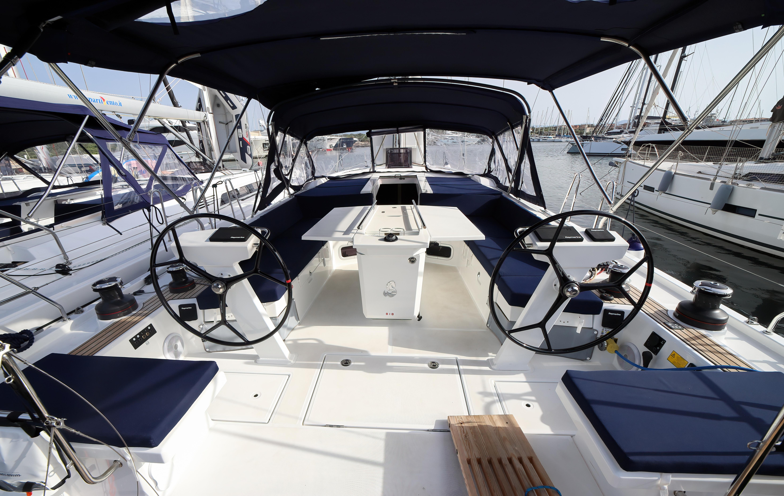 Oceanis 51.1 — photo 3
