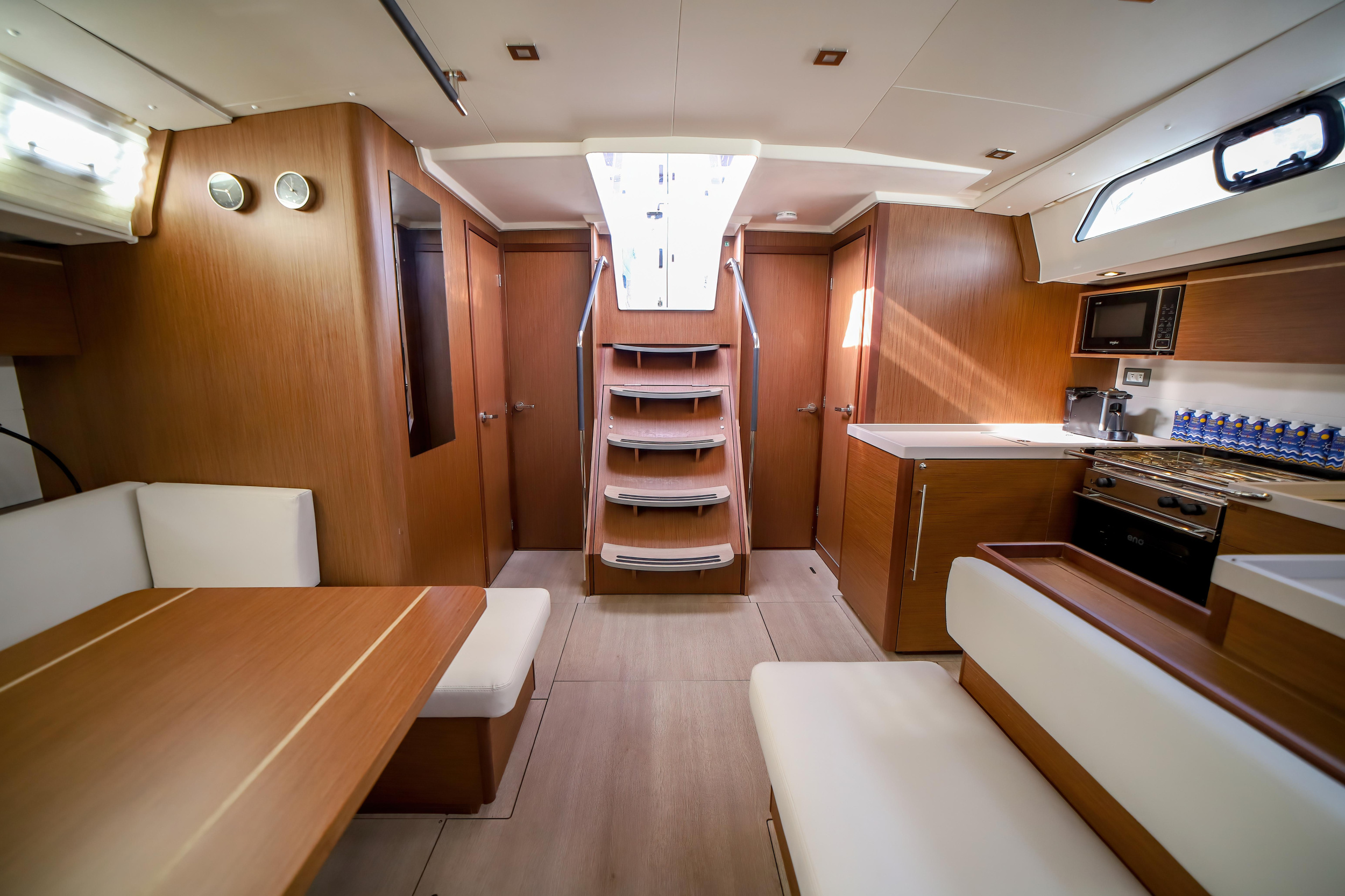 Oceanis 51.1 — photo 16