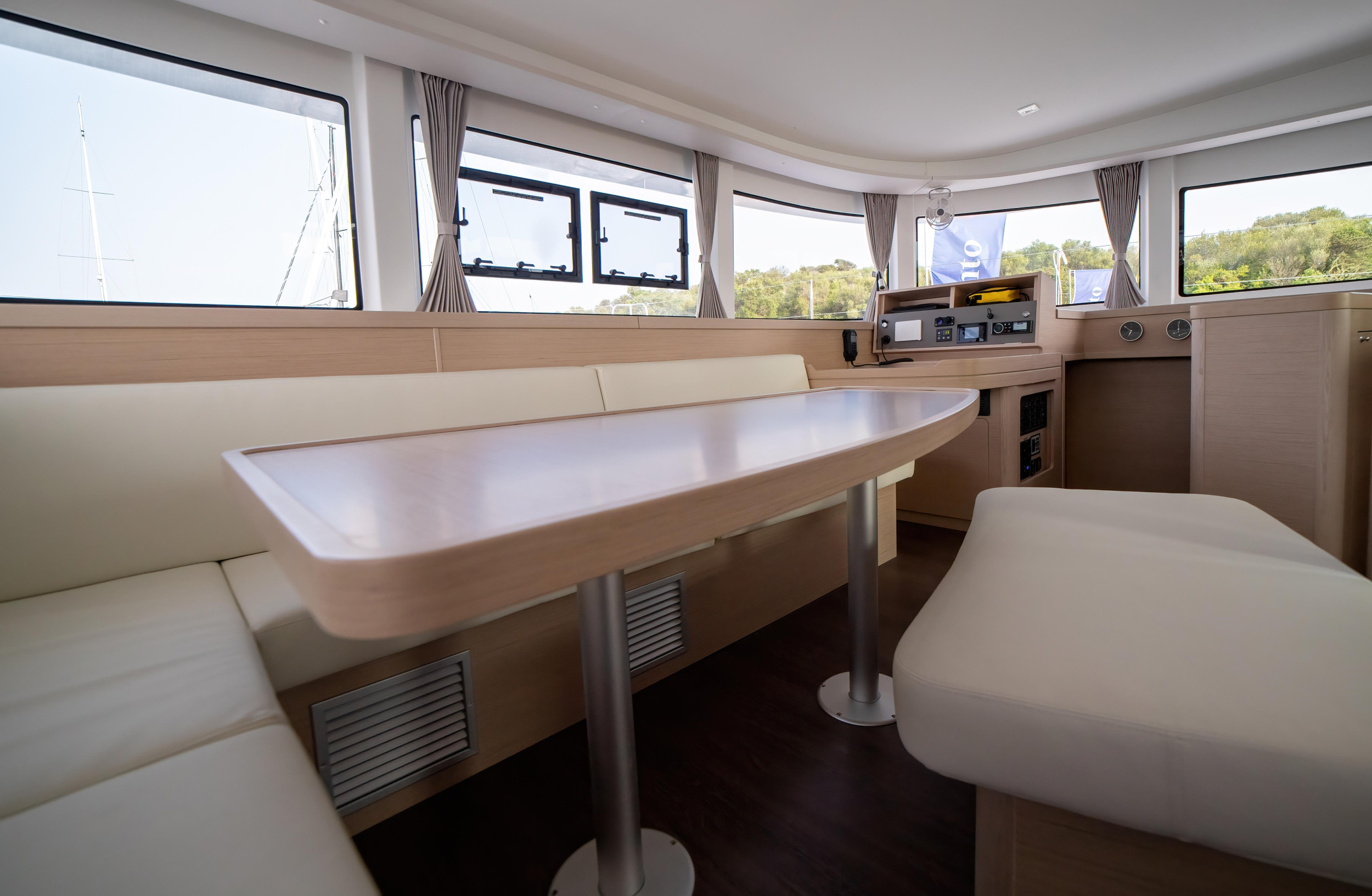 Lagoon 42 — photo 25