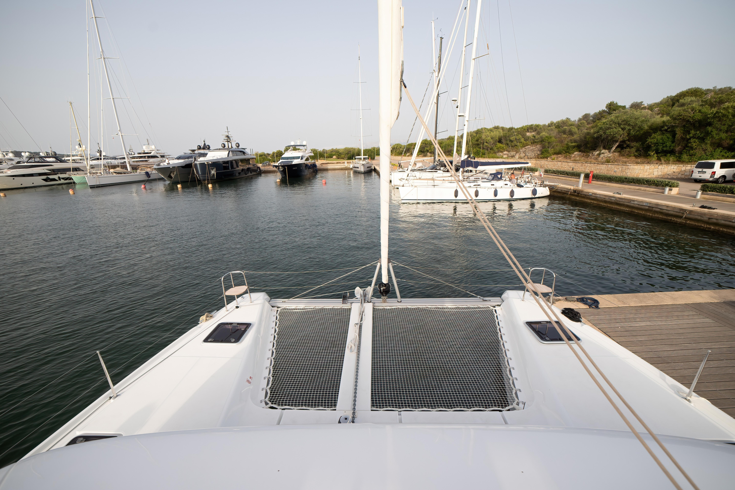 Lagoon 42 — photo 16