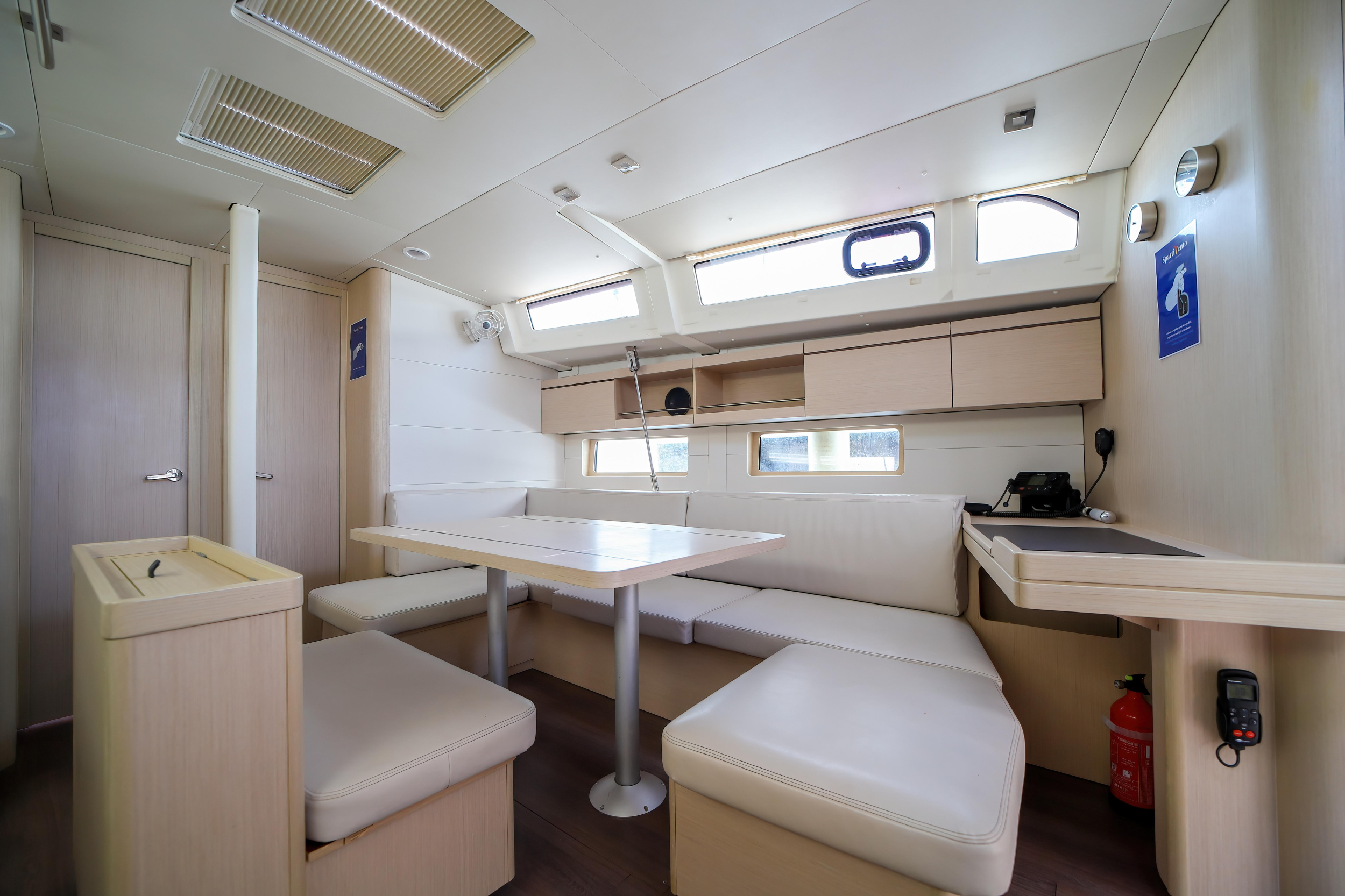 Oceanis 46.1 — photo 10