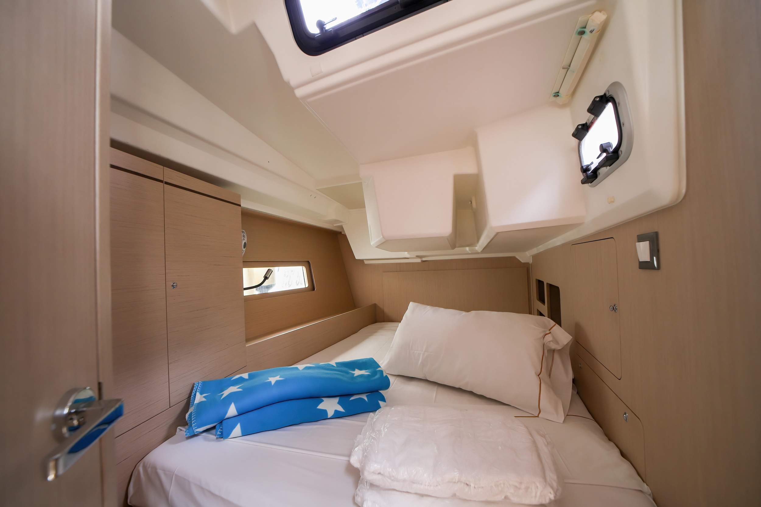 Oceanis 46.1 — photo 14