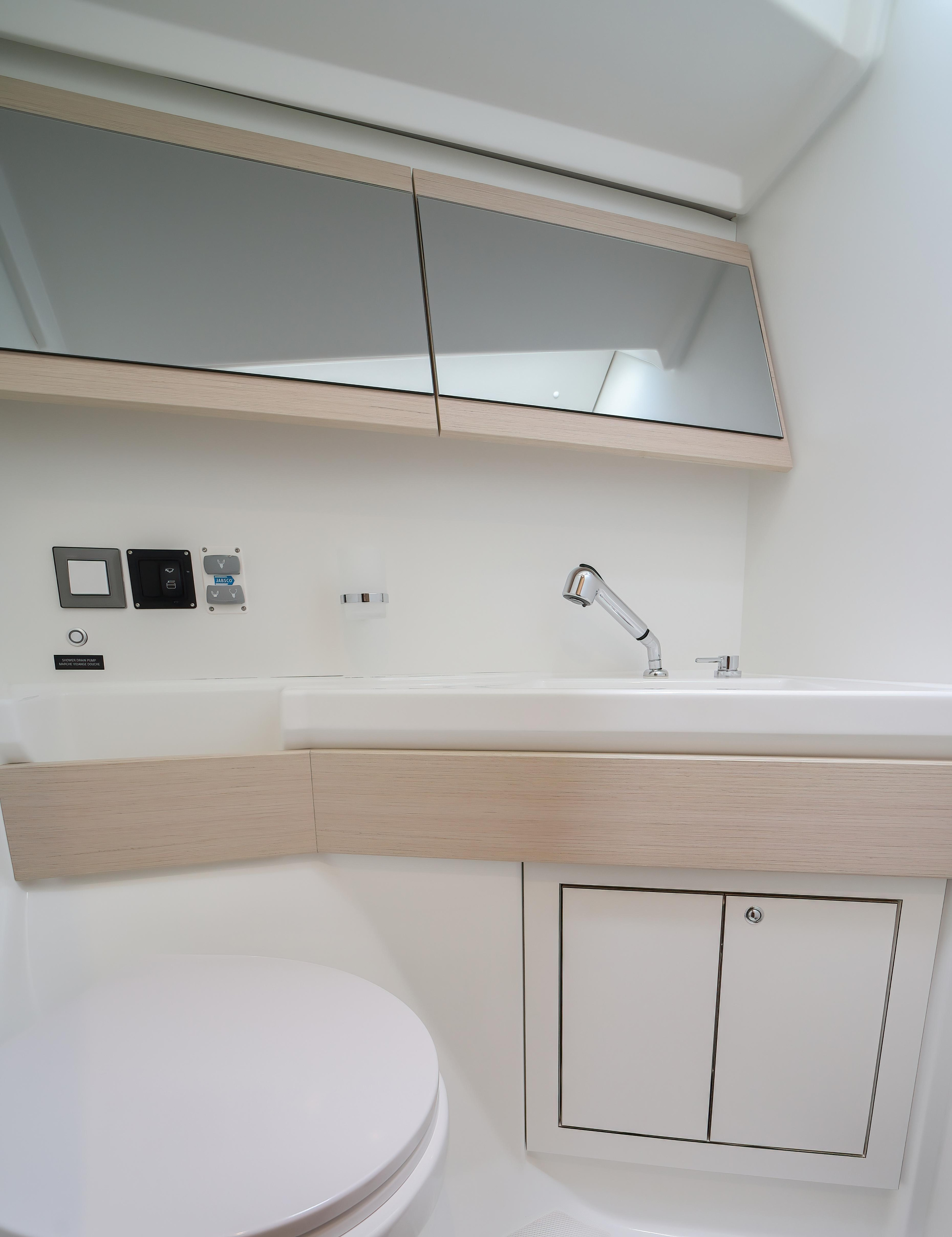 Oceanis 46.1 — photo 9