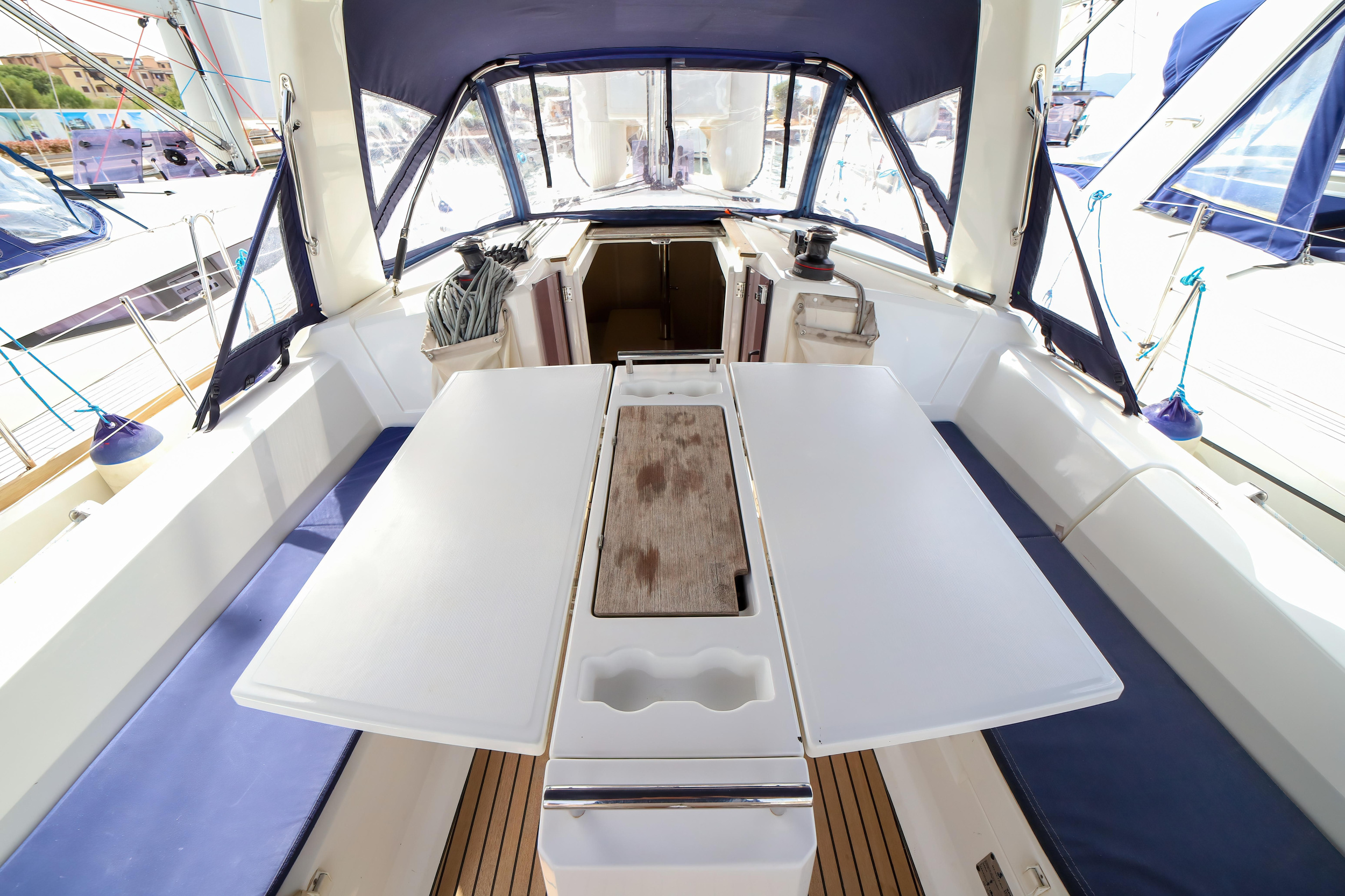 Oceanis 35.1 — photo 18