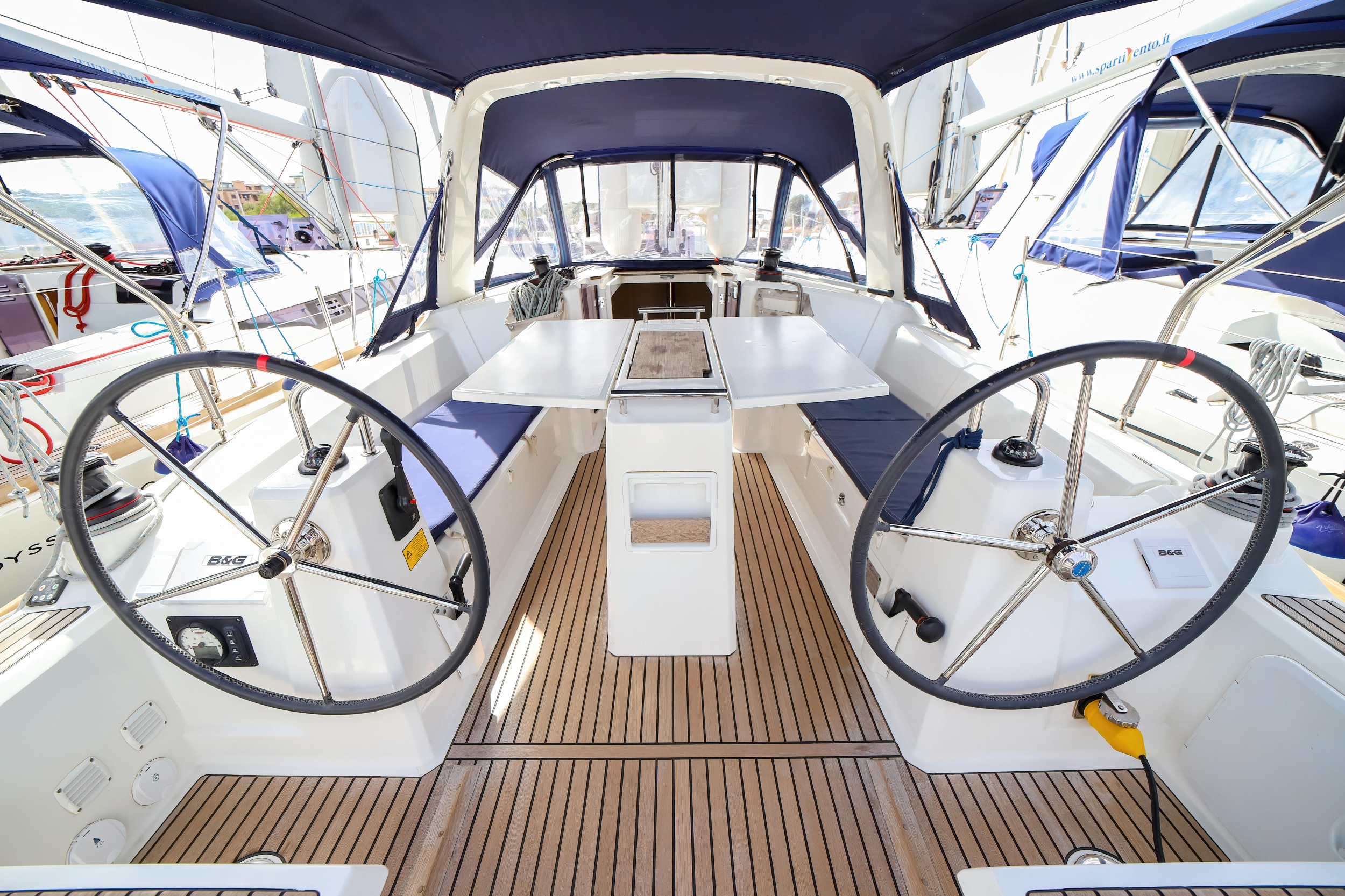 Oceanis 35.1 — photo 22