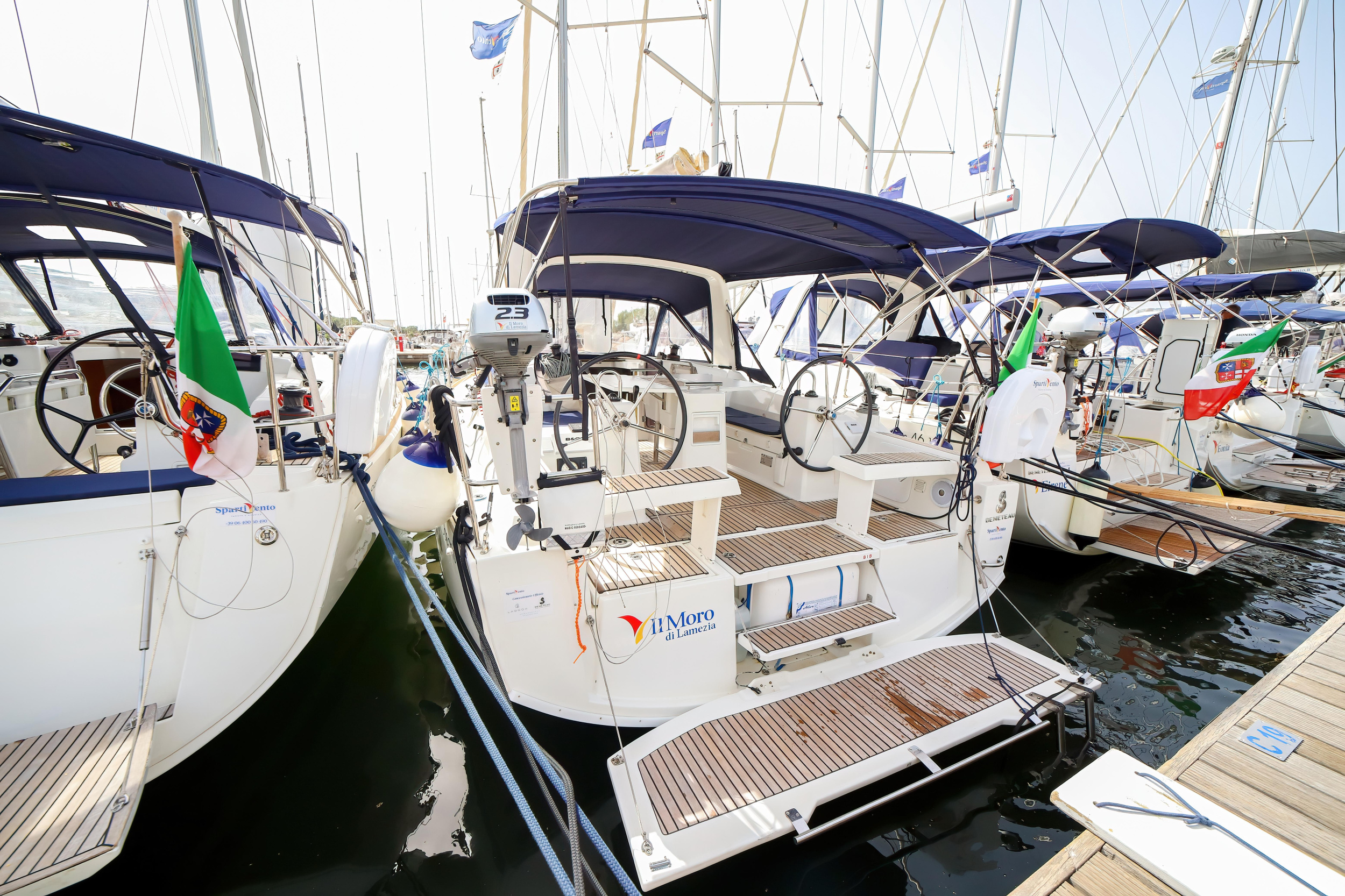 Oceanis 35.1 — photo 17