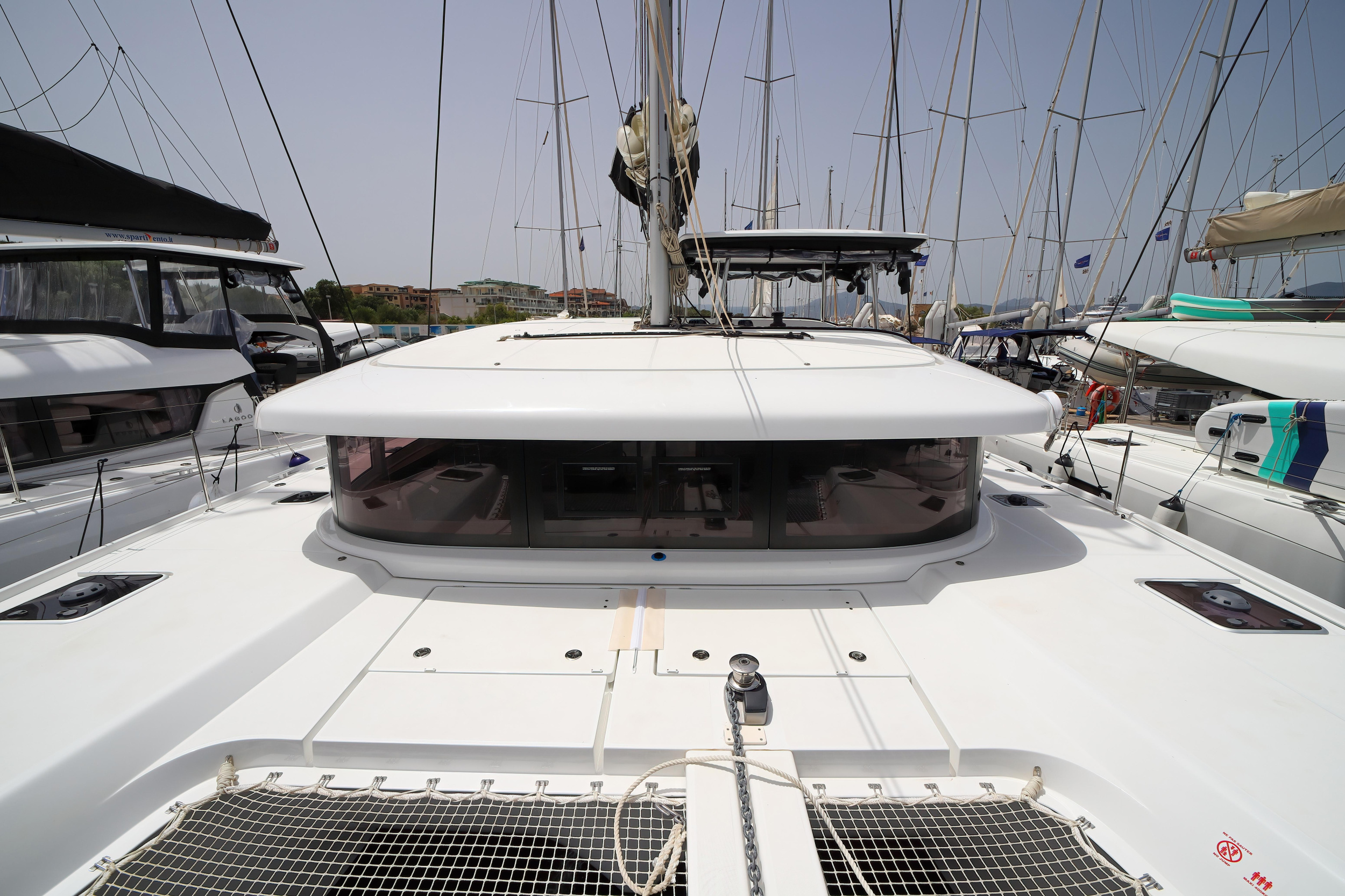 Lagoon 42 — photo 8