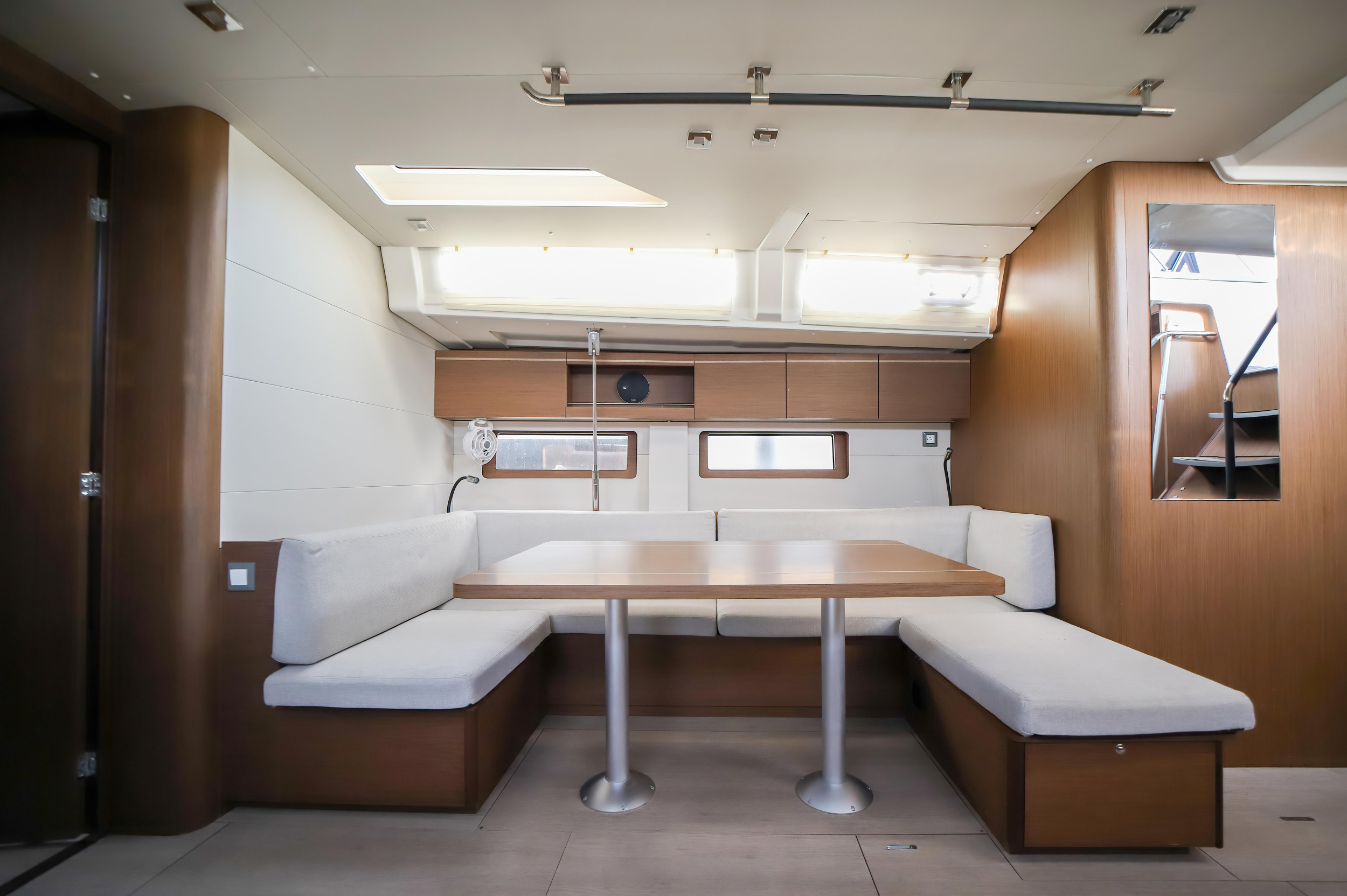 Oceanis 51.1 — photo 9