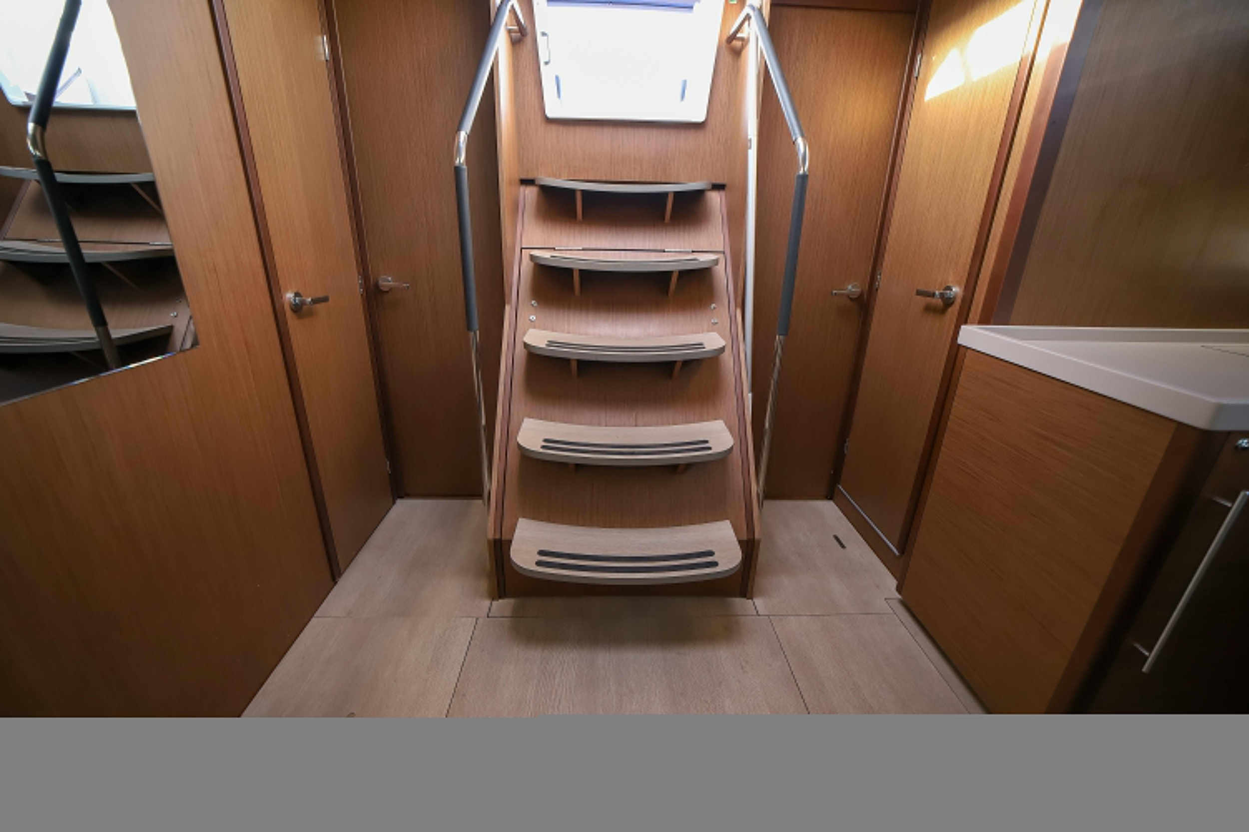 Oceanis 51.1 — photo 19