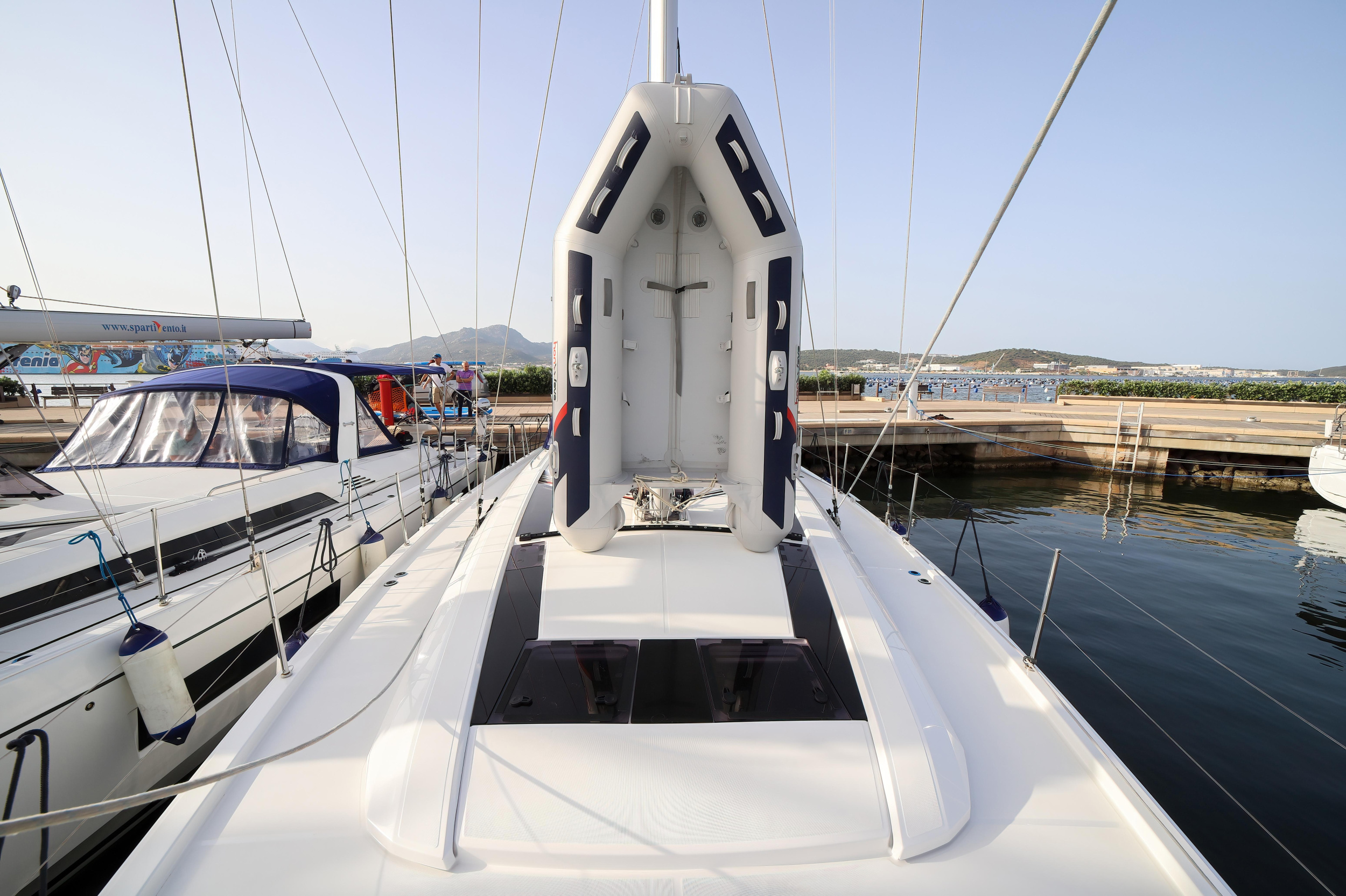 Oceanis 51.1 — photo 16