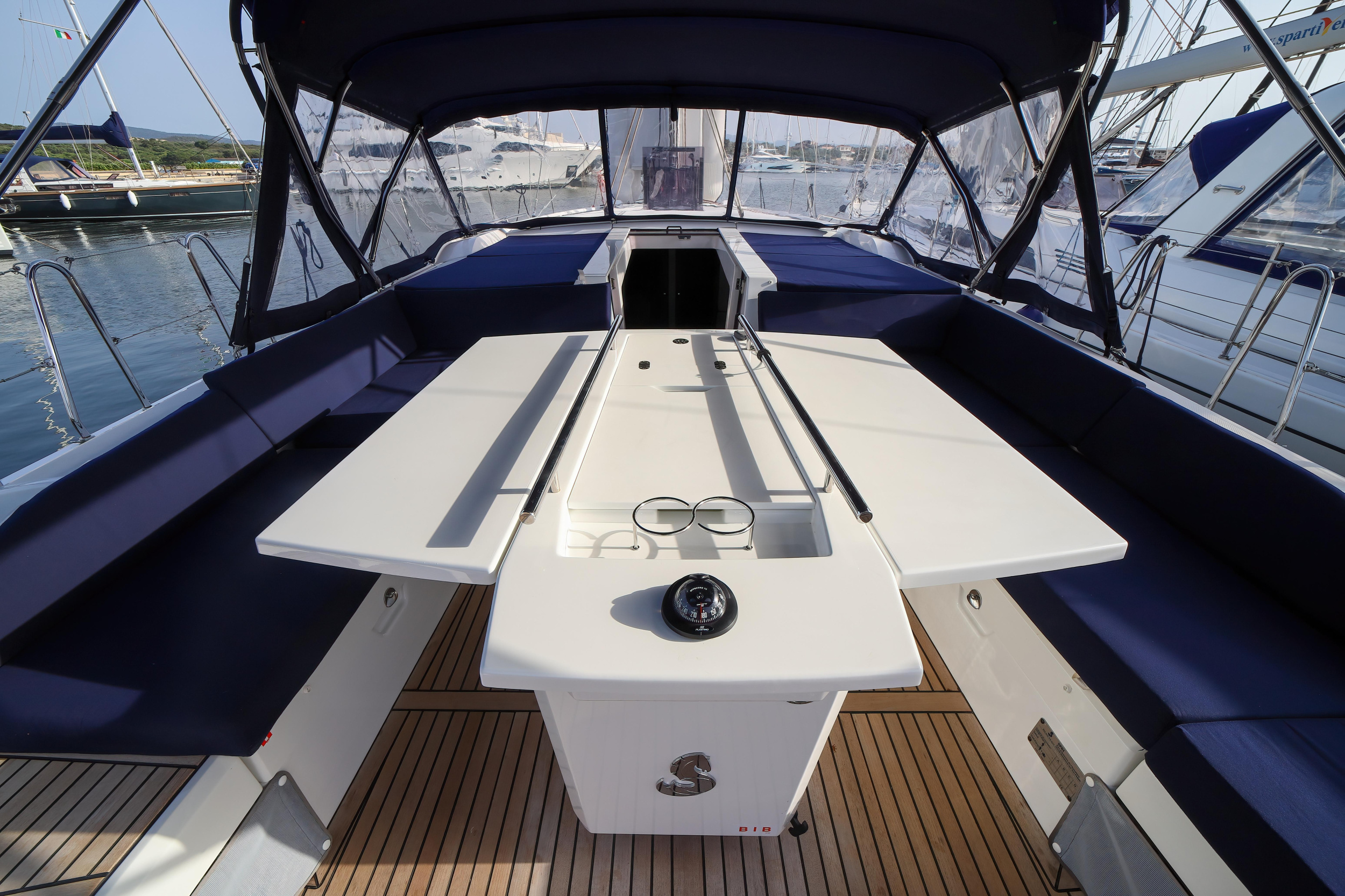 Oceanis 51.1 — photo 2