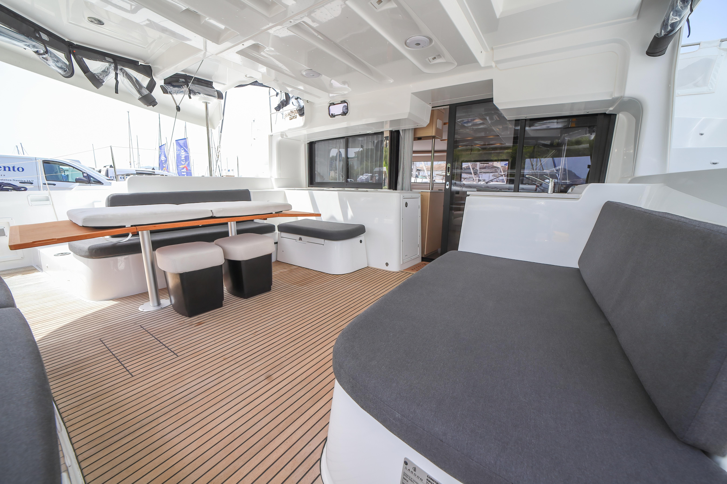 Lagoon 46 — photo 16