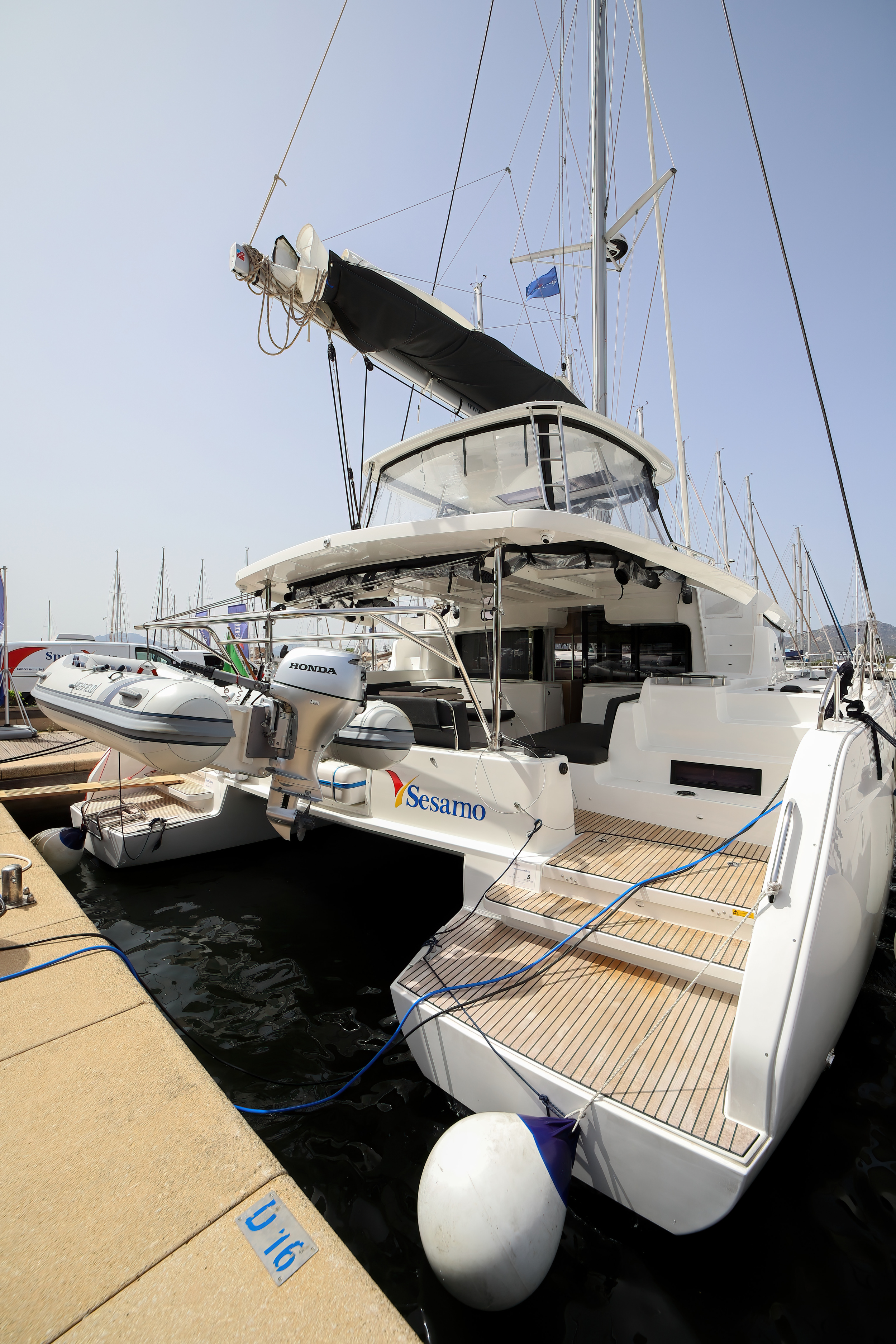 Lagoon 46 — photo 20