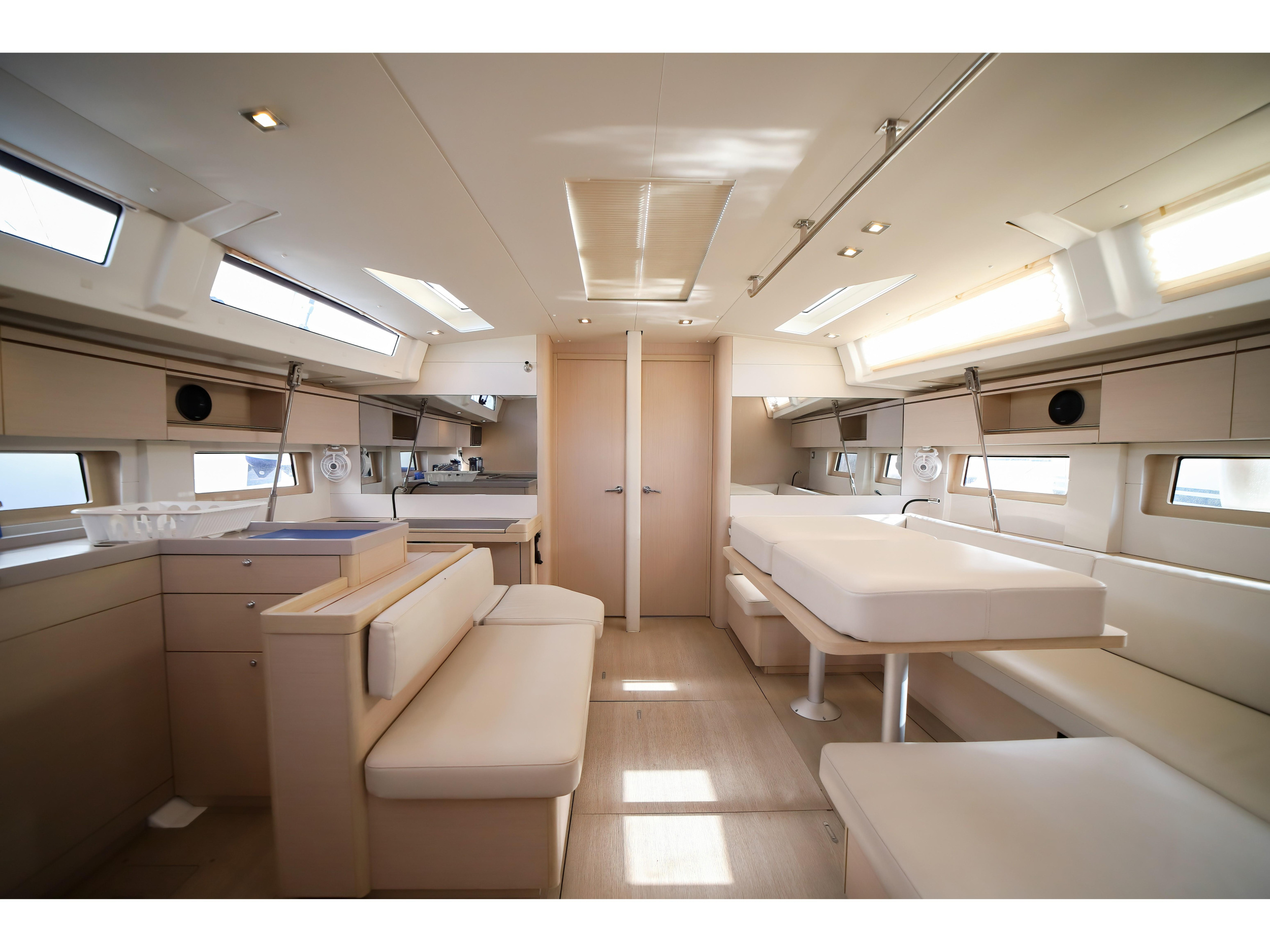 Oceanis 51.1 — photo 22