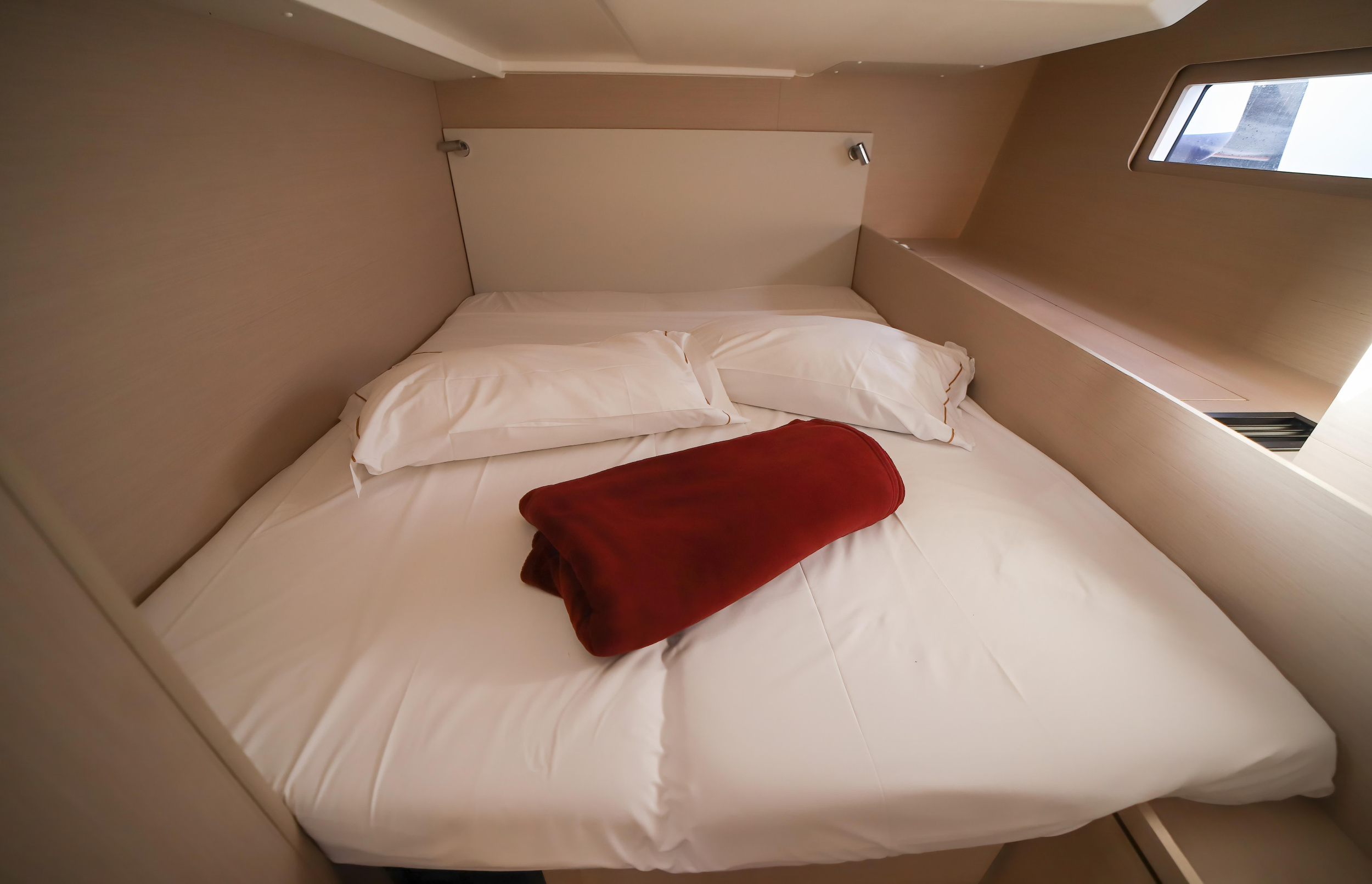 Oceanis 51.1 — photo 21