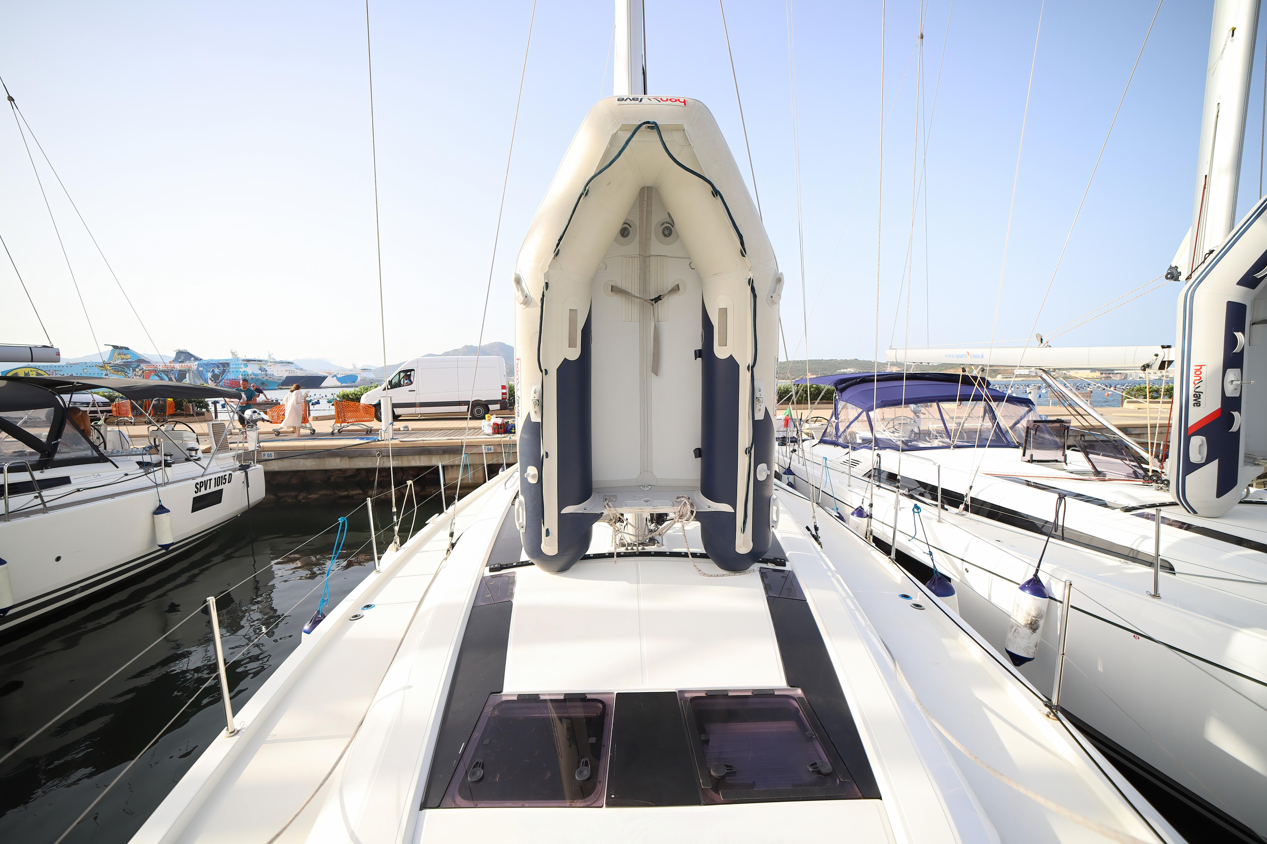 Oceanis 51.1 — photo 3