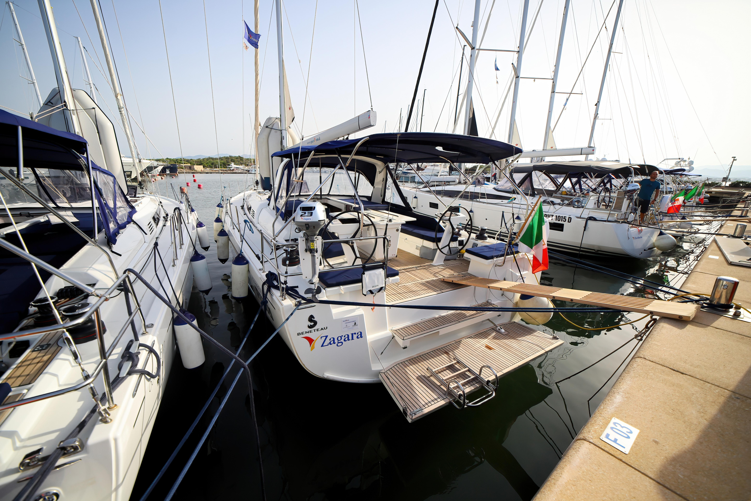 Oceanis 51.1 — photo 10