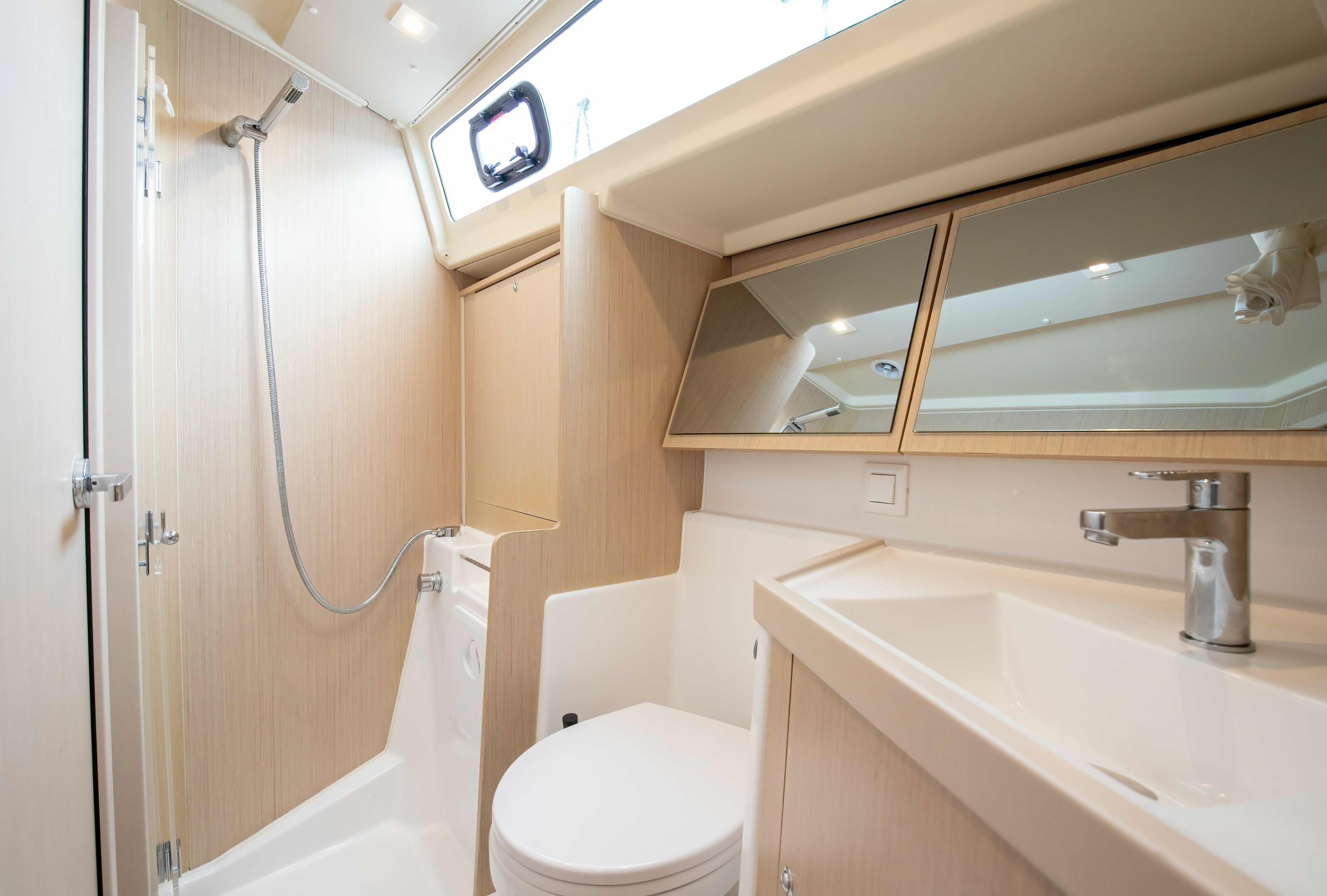 Oceanis 41.1 — photo 12