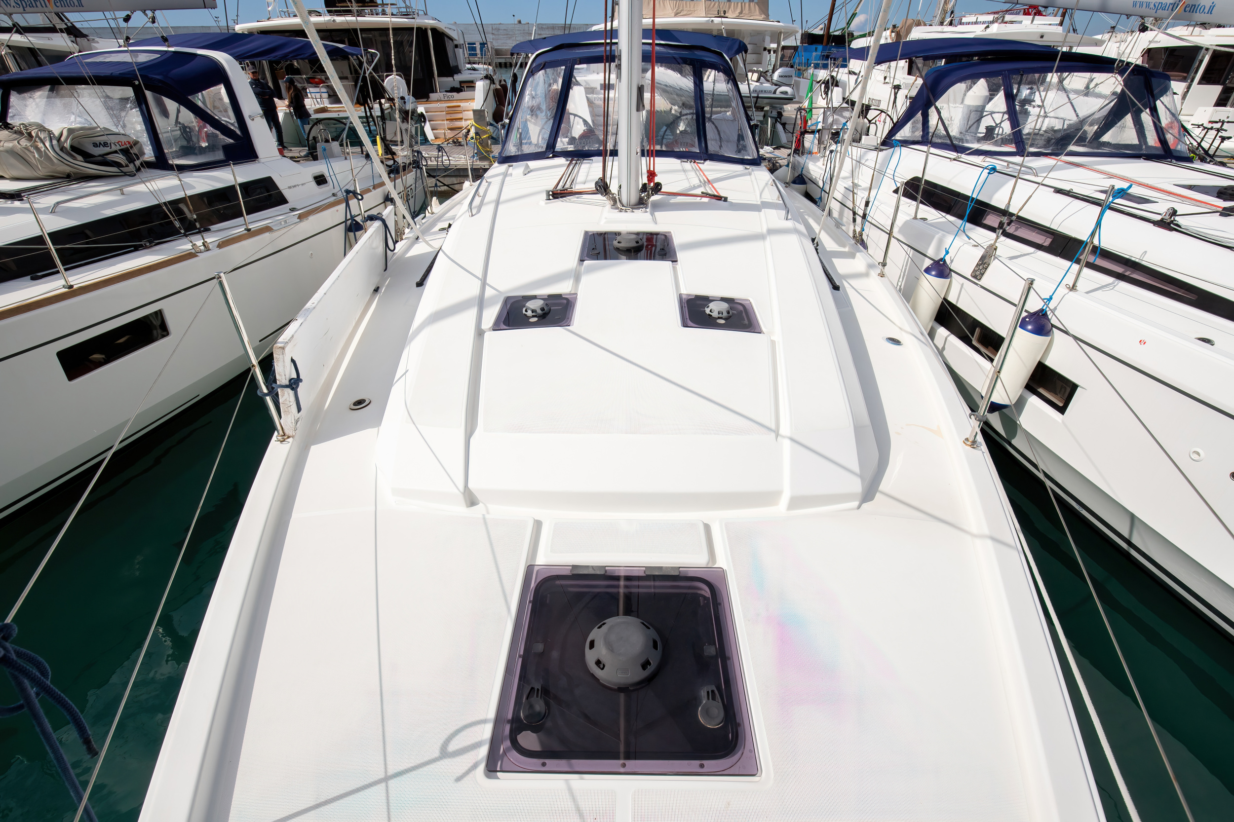 Oceanis 41.1 — photo 8