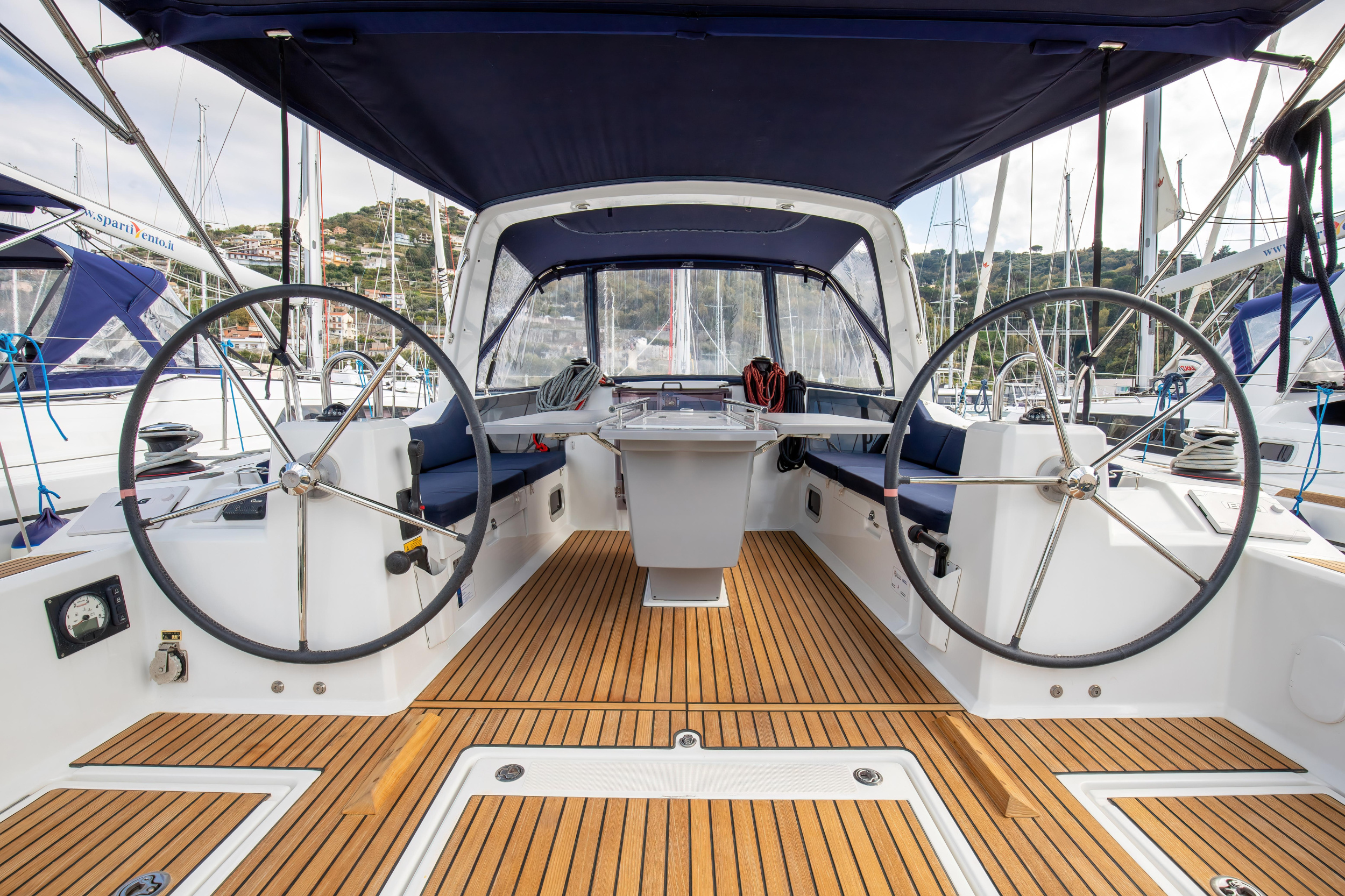 Oceanis 41.1 — photo 17