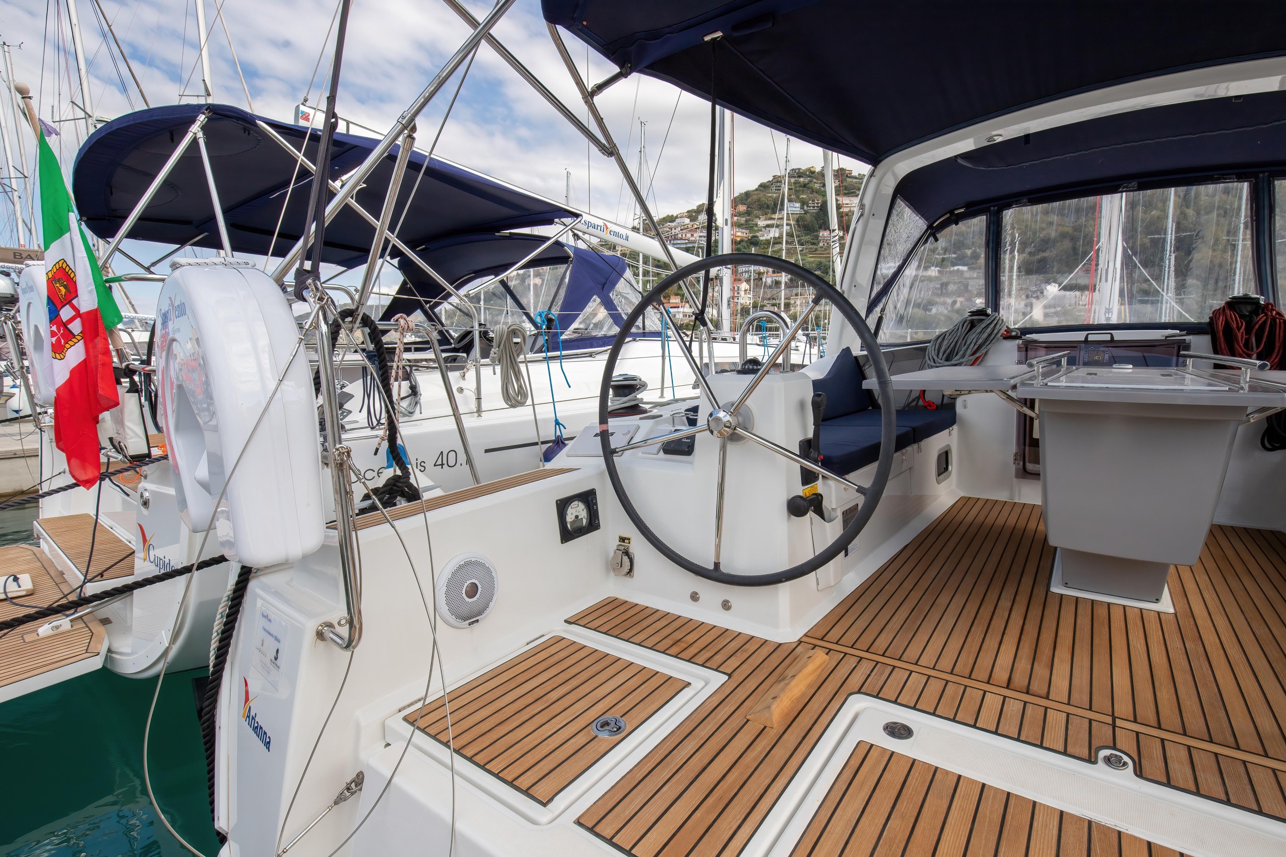 Oceanis 41.1 — photo 2