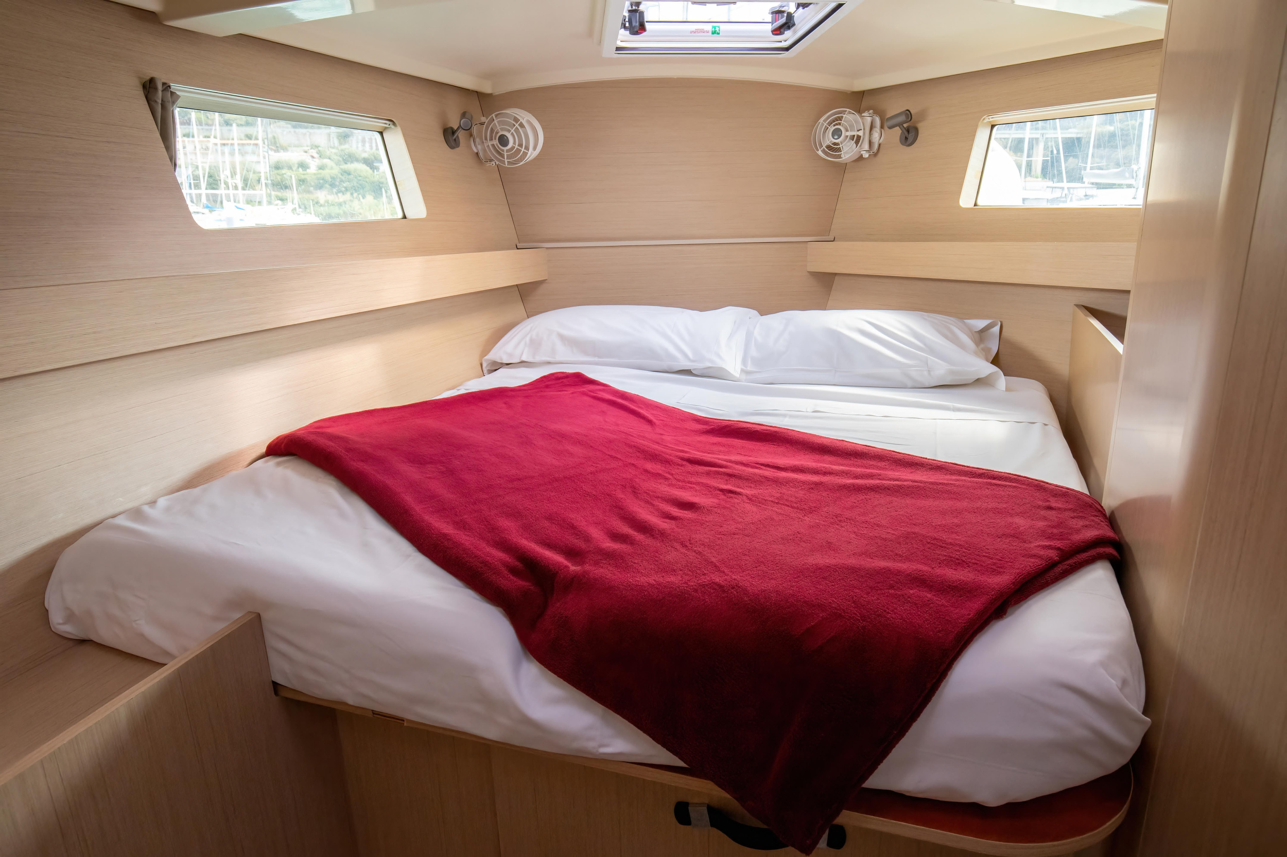 Oceanis 41.1 — photo 11