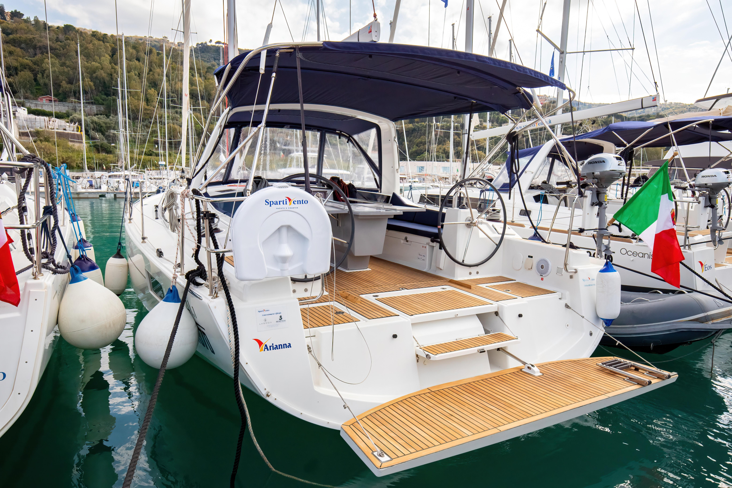 Oceanis 41.1 — photo 9