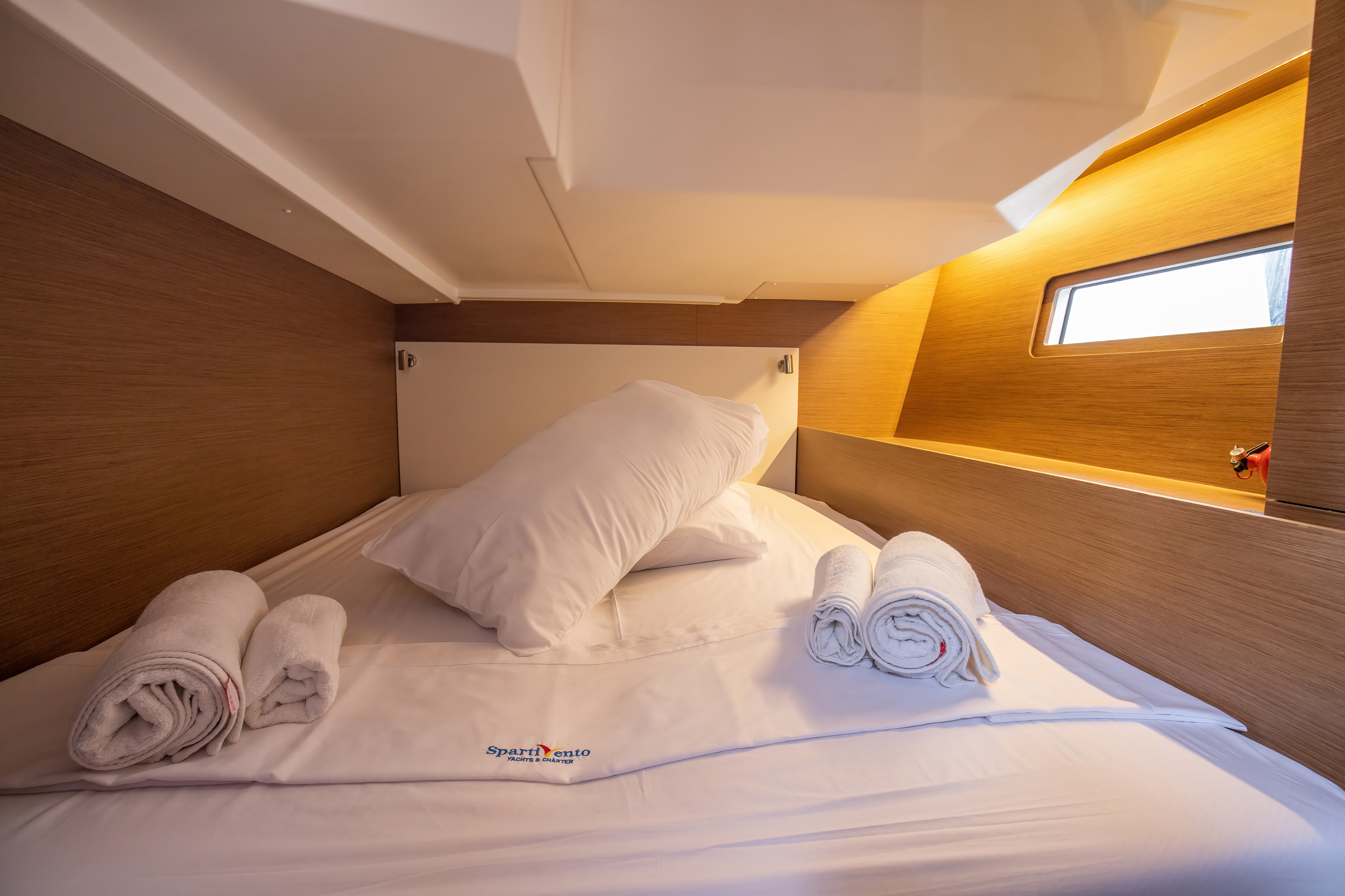Oceanis 51.1 — photo 21