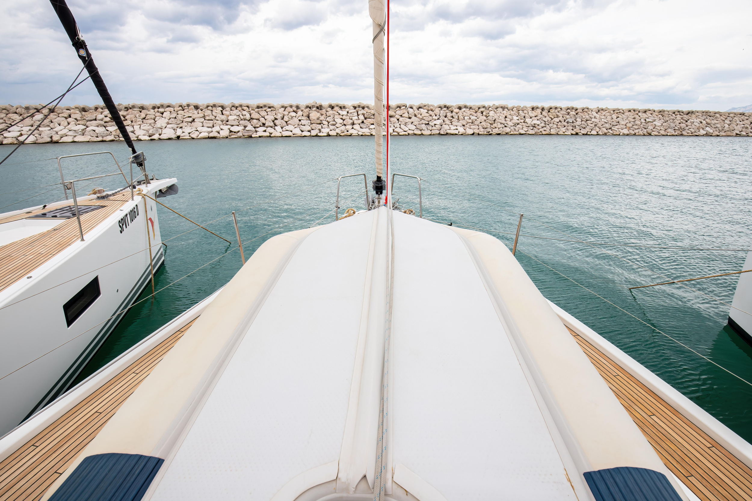 Oceanis 51.1 — photo 12
