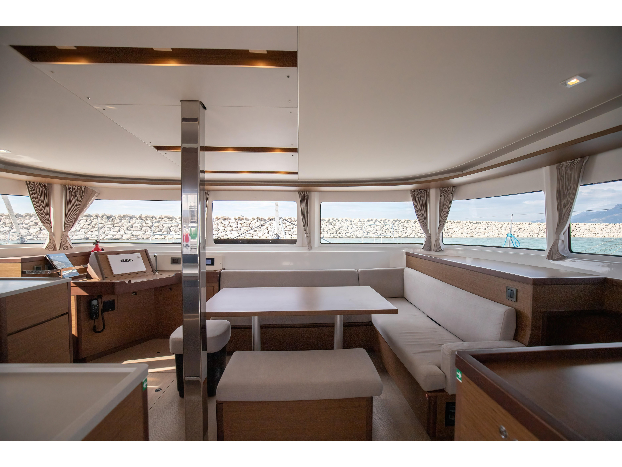 Lagoon 46 — photo 26