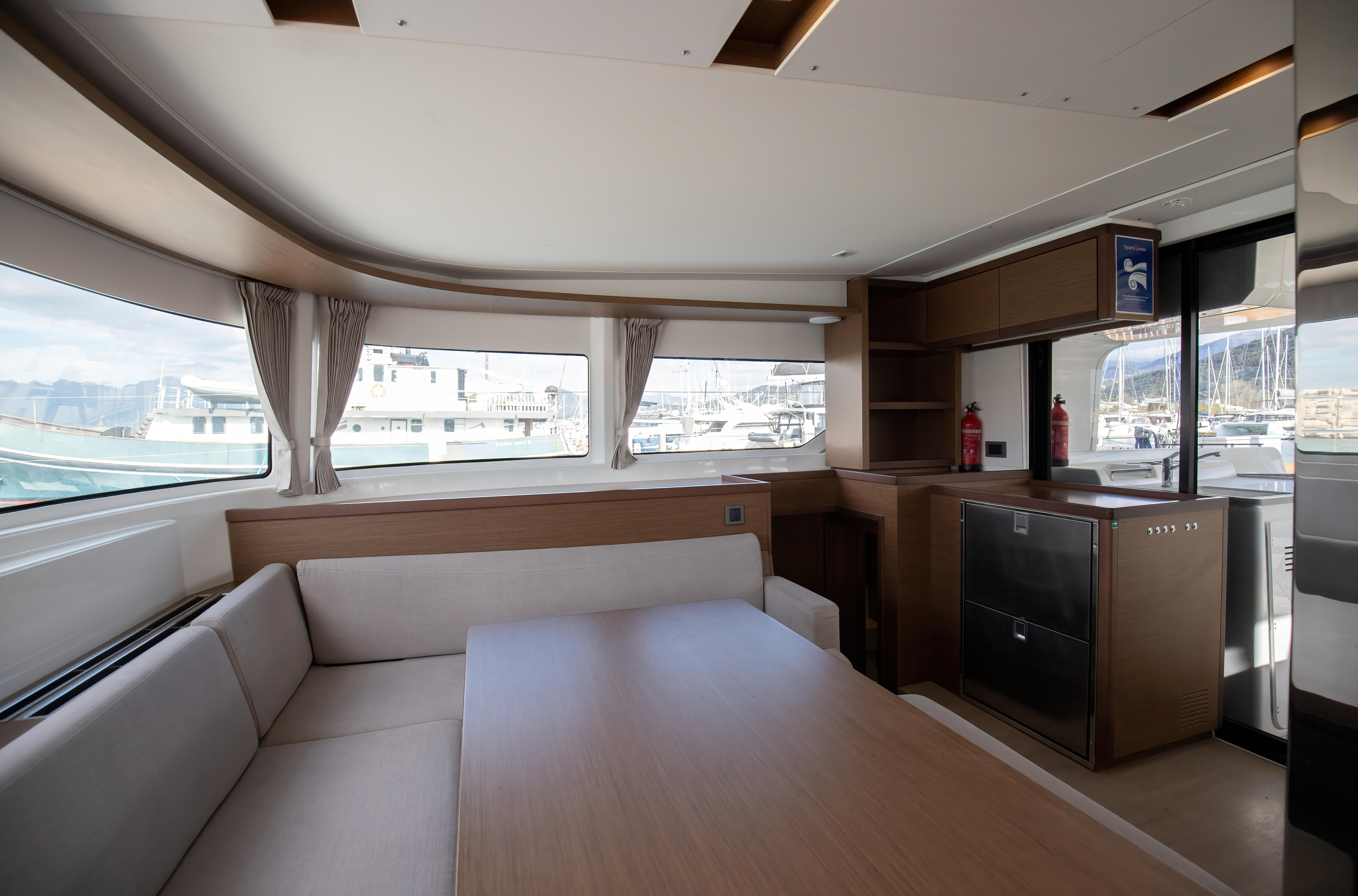 Lagoon 46 — photo 25